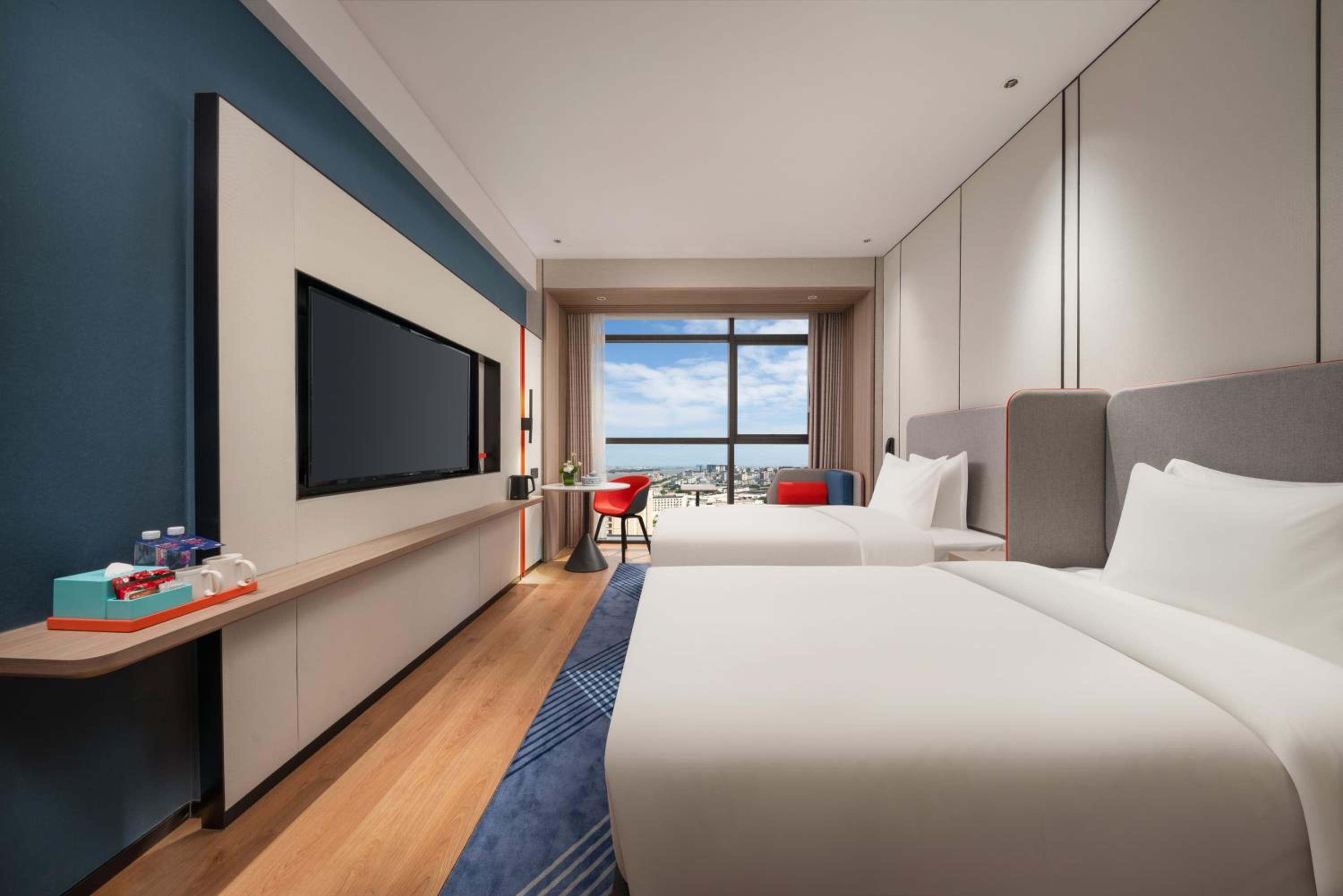 Standard Twin Room with Two Twin Beds photo 1