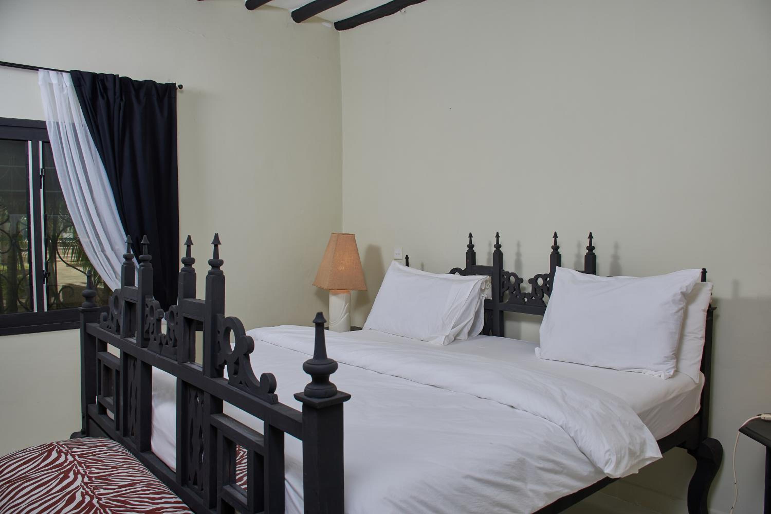 Deluxe Junior Suite - Photo 4
