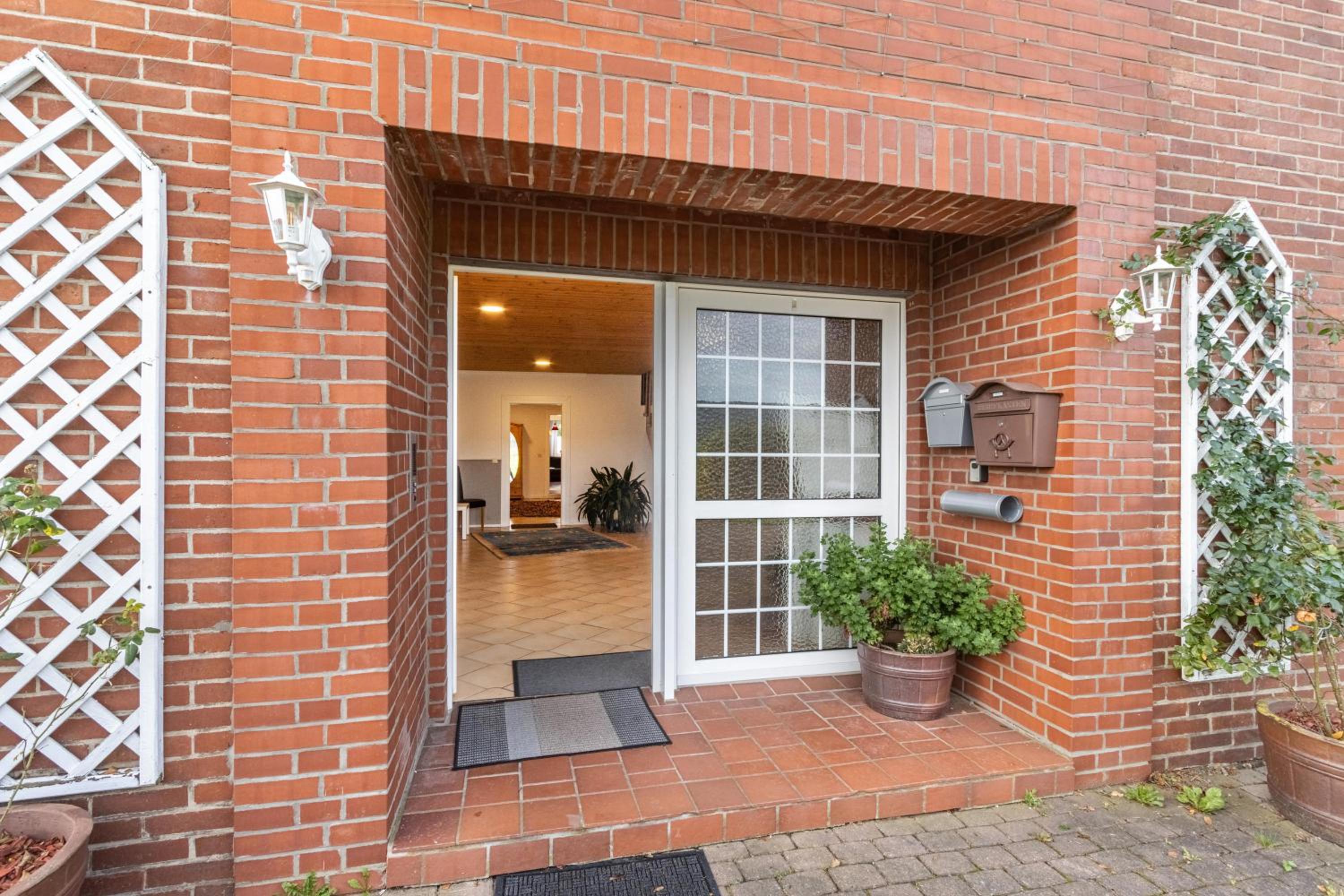 Apartment with Terrace photo 3