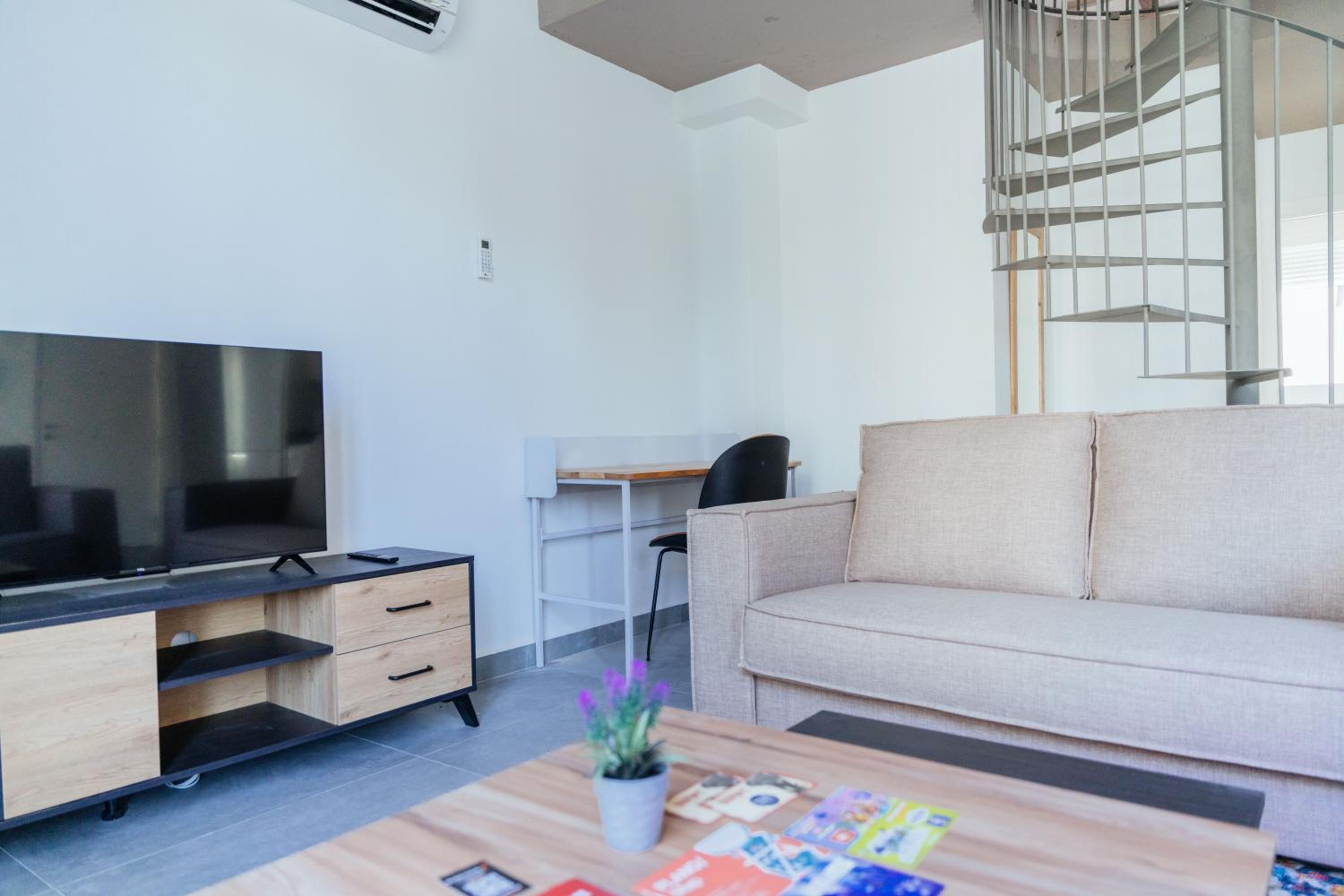 Maisonette (Maisonette)