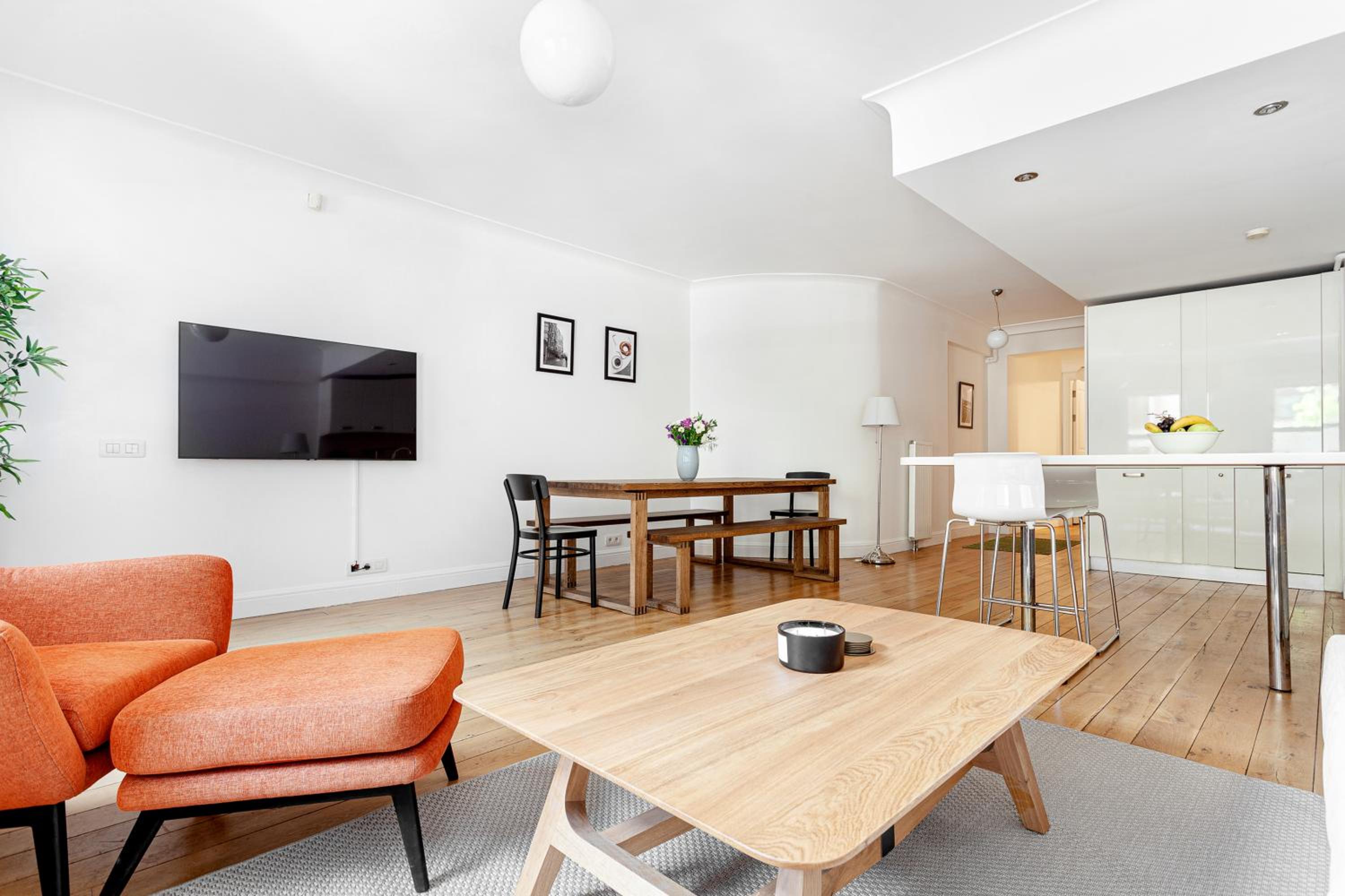 Apartment with Terrace photo 3