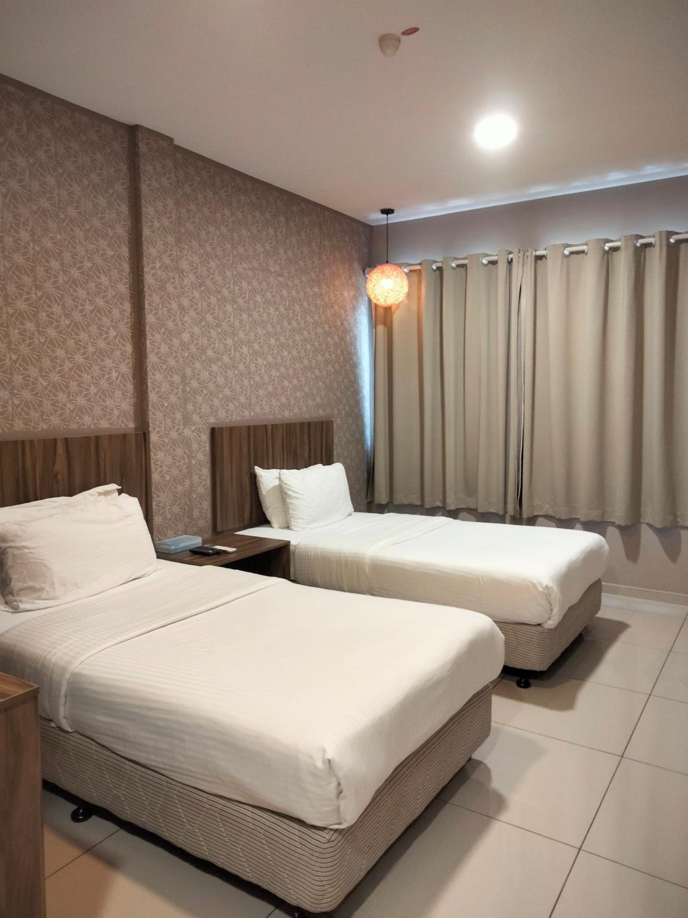Budget Twin Room photo 2