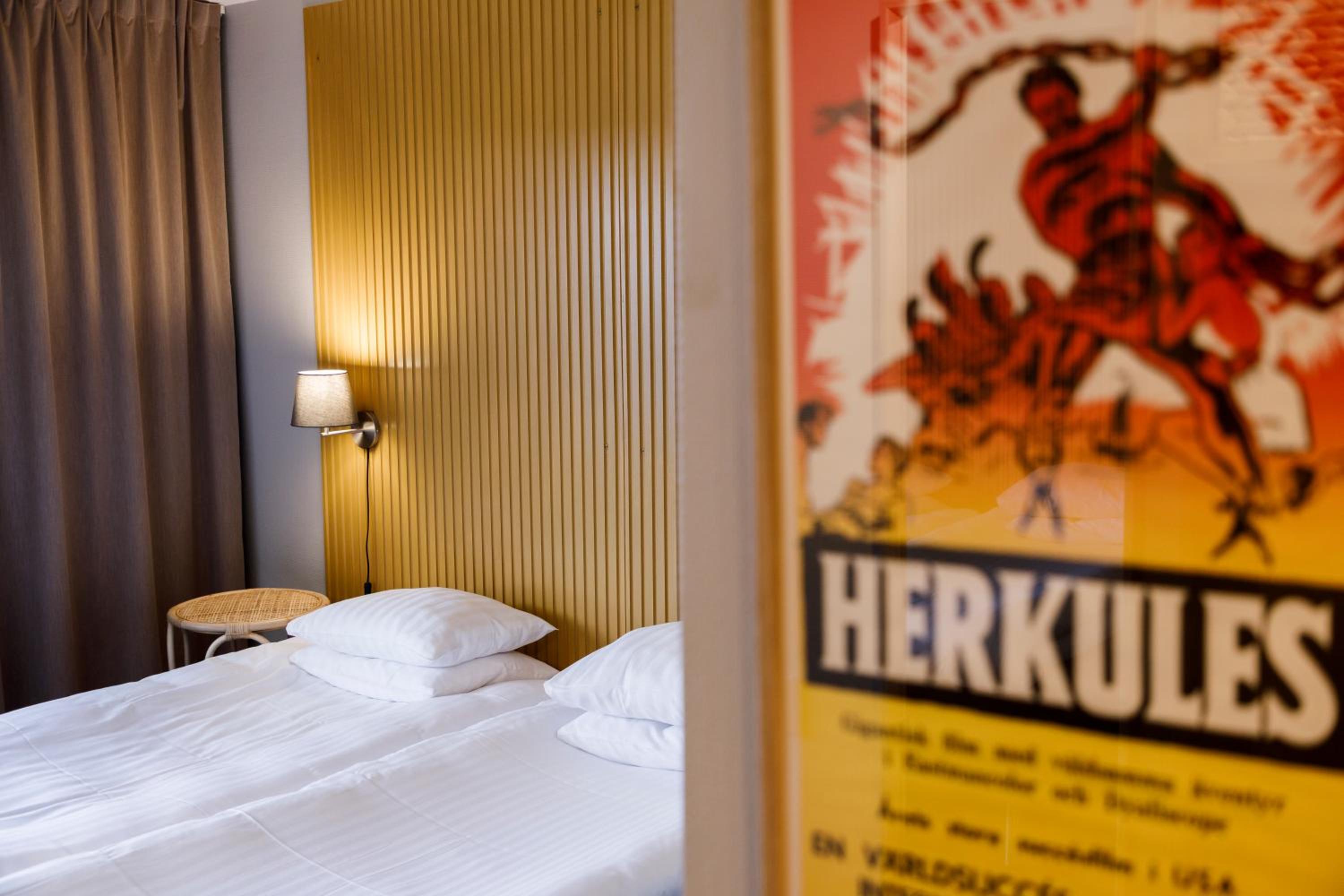 Superior Twin Room - Photo 20
