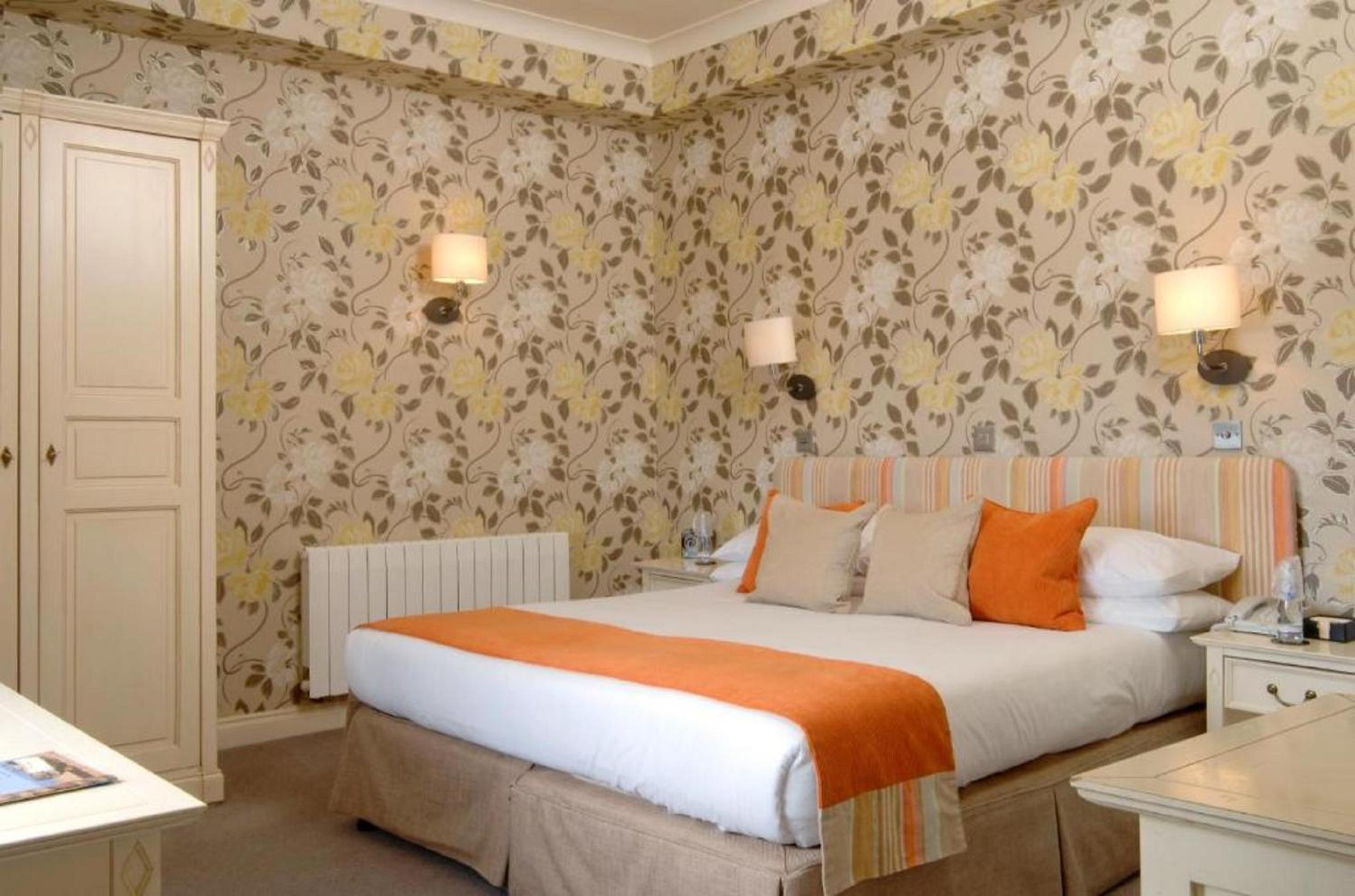 Large Double or Twin Room - Photo 3