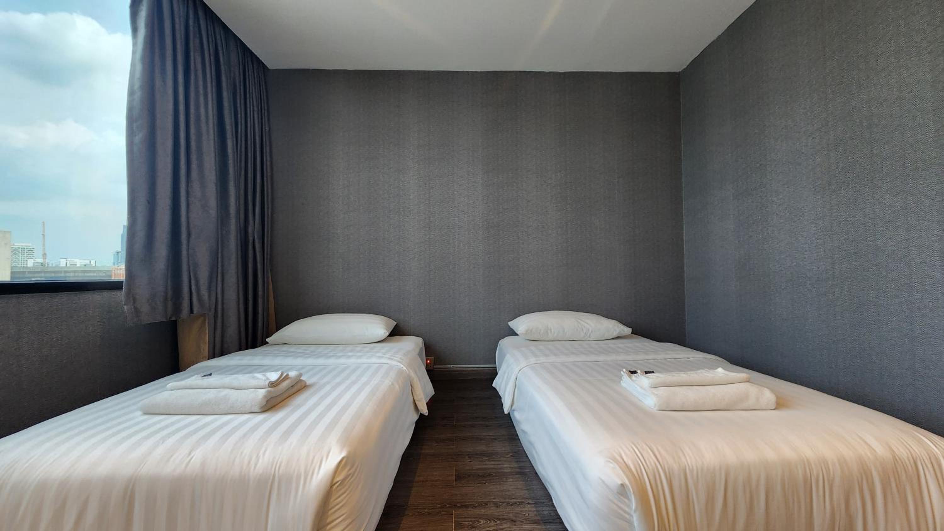Deluxe Twin Room photo 3