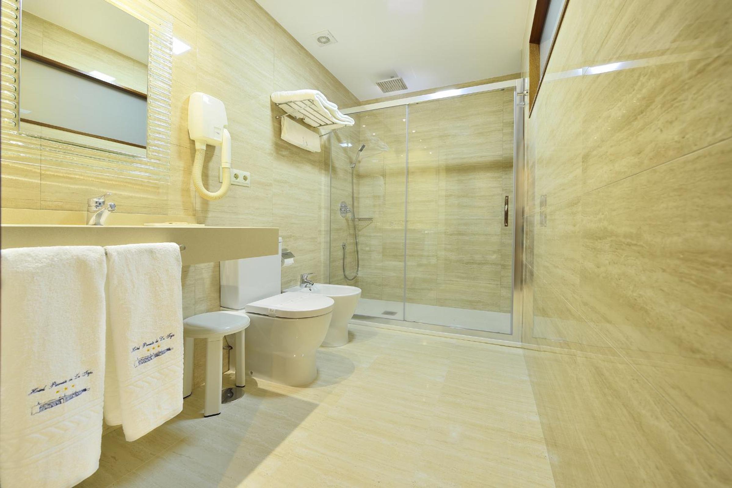 Double Room - Photo 4