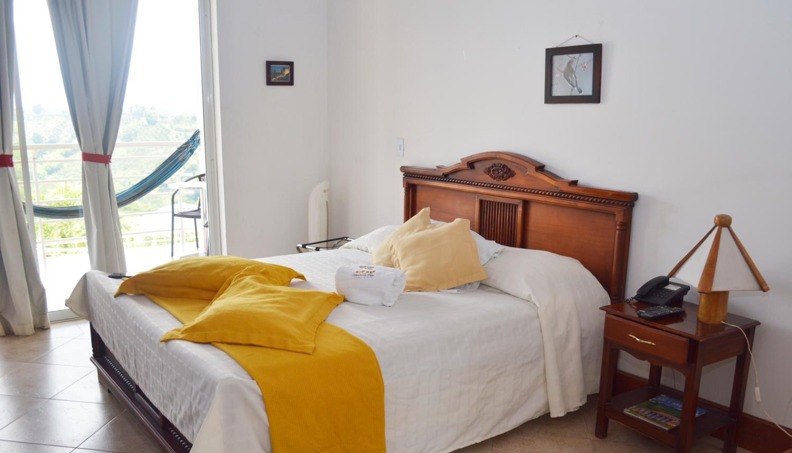 Standard Double Room - Photo 2