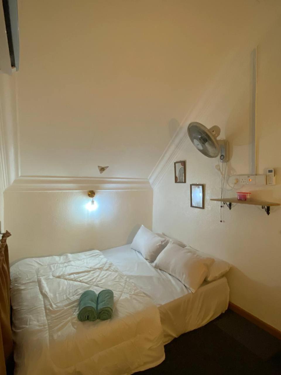 Two-Bedroom Apartment photo 3