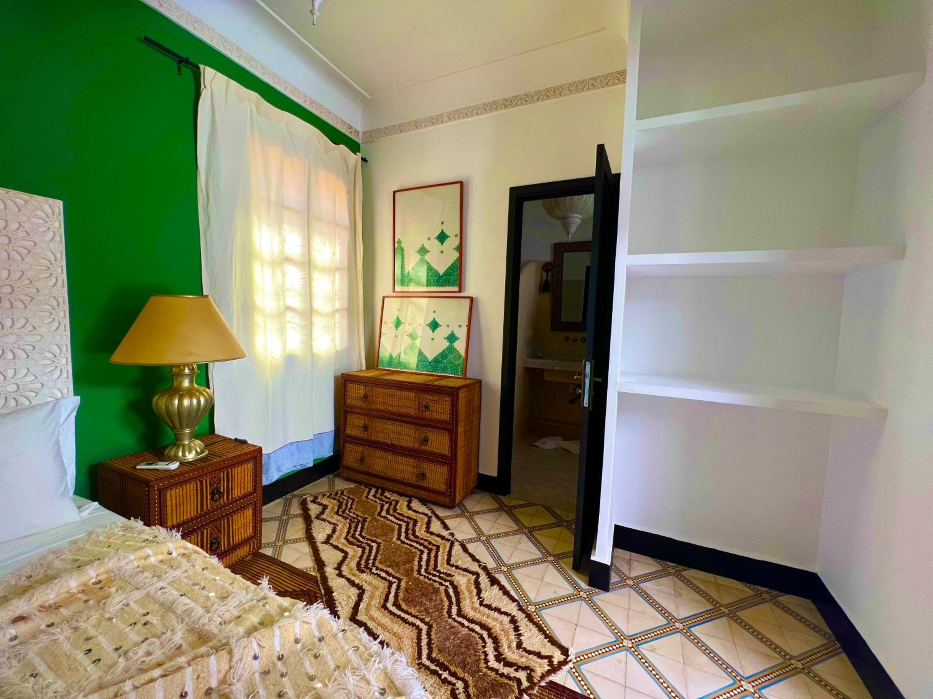 Deluxe Double or Twin Room photo 3