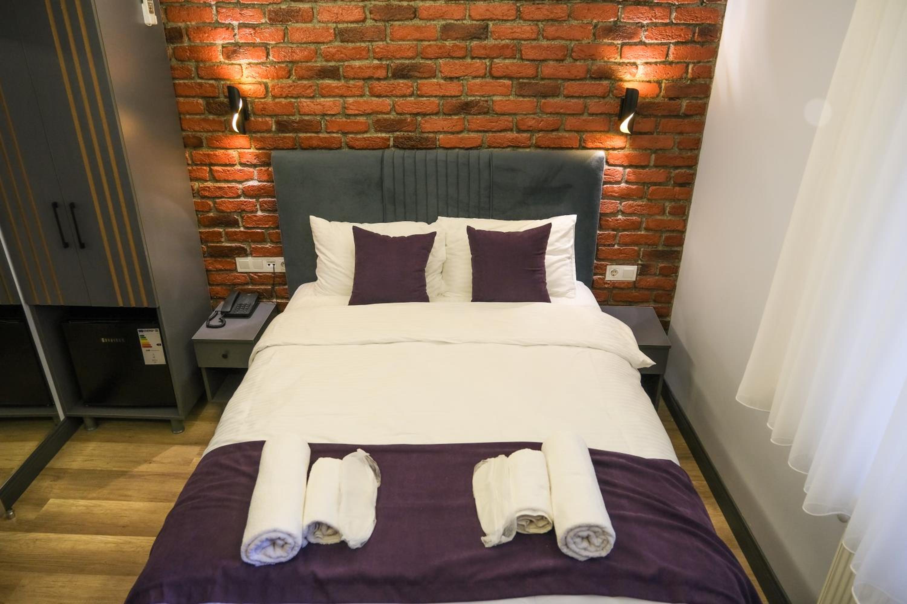 Standard Double Room photo 2