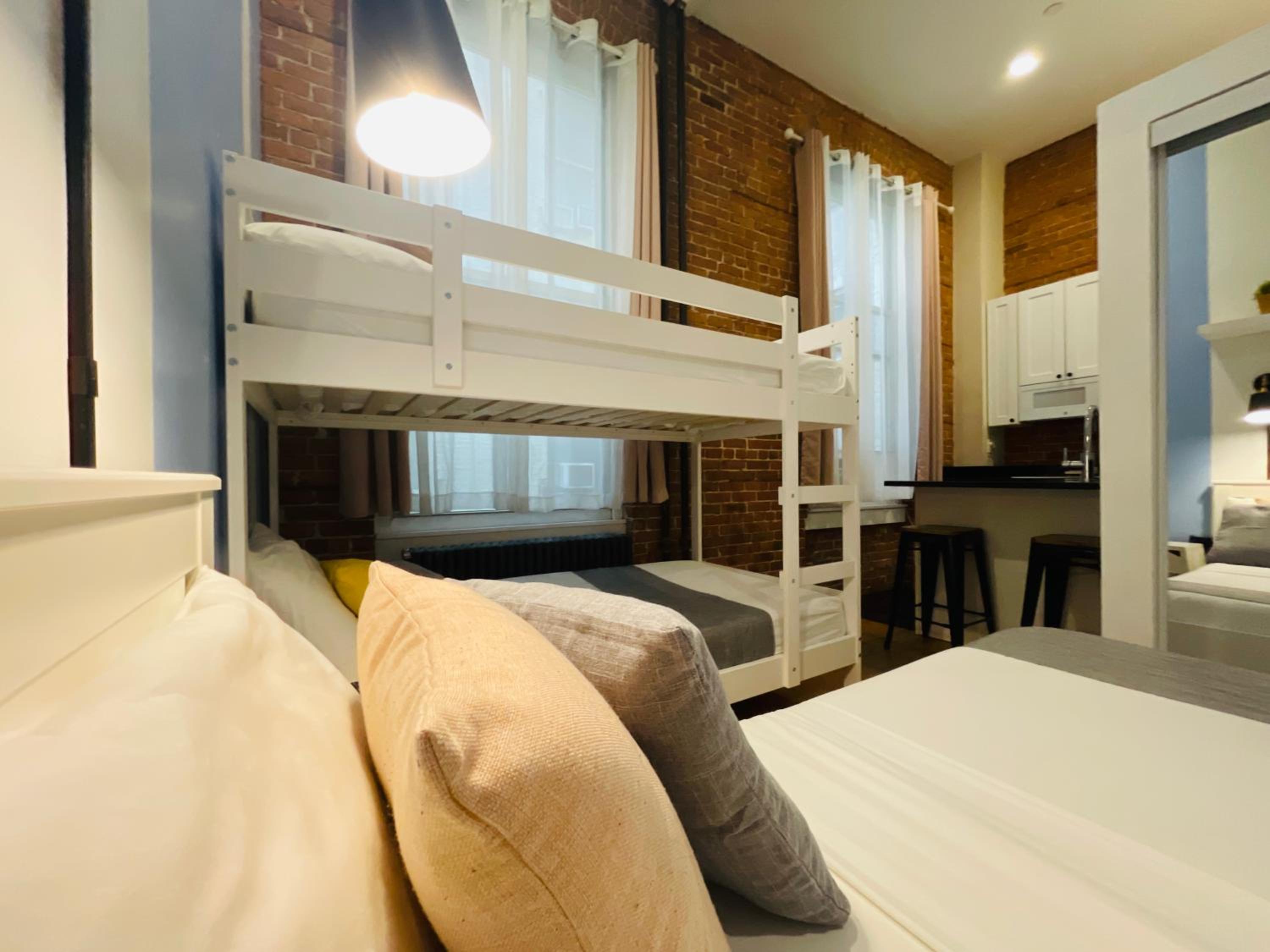 Studio Apartment photo 1