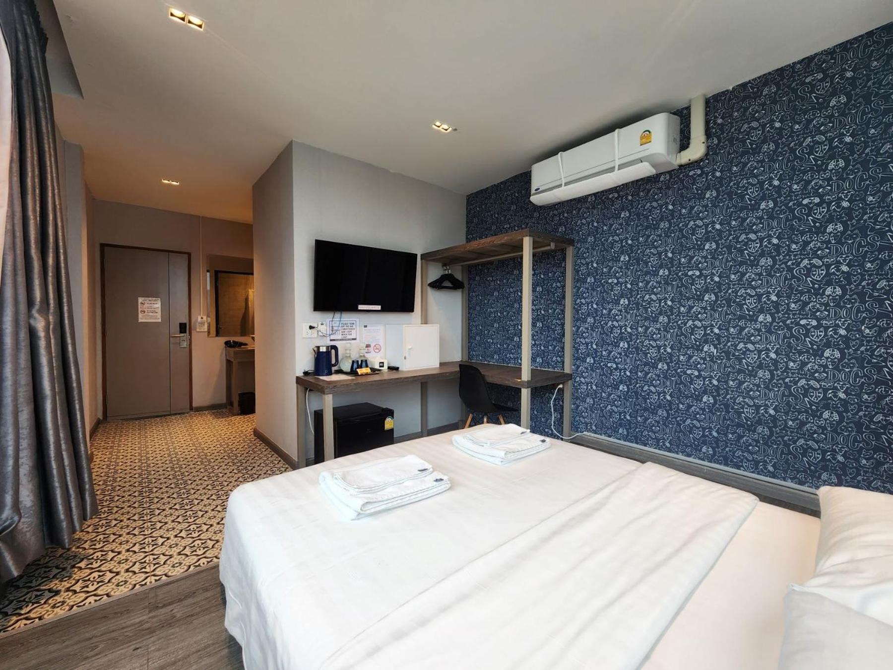 Deluxe Double Room photo 2