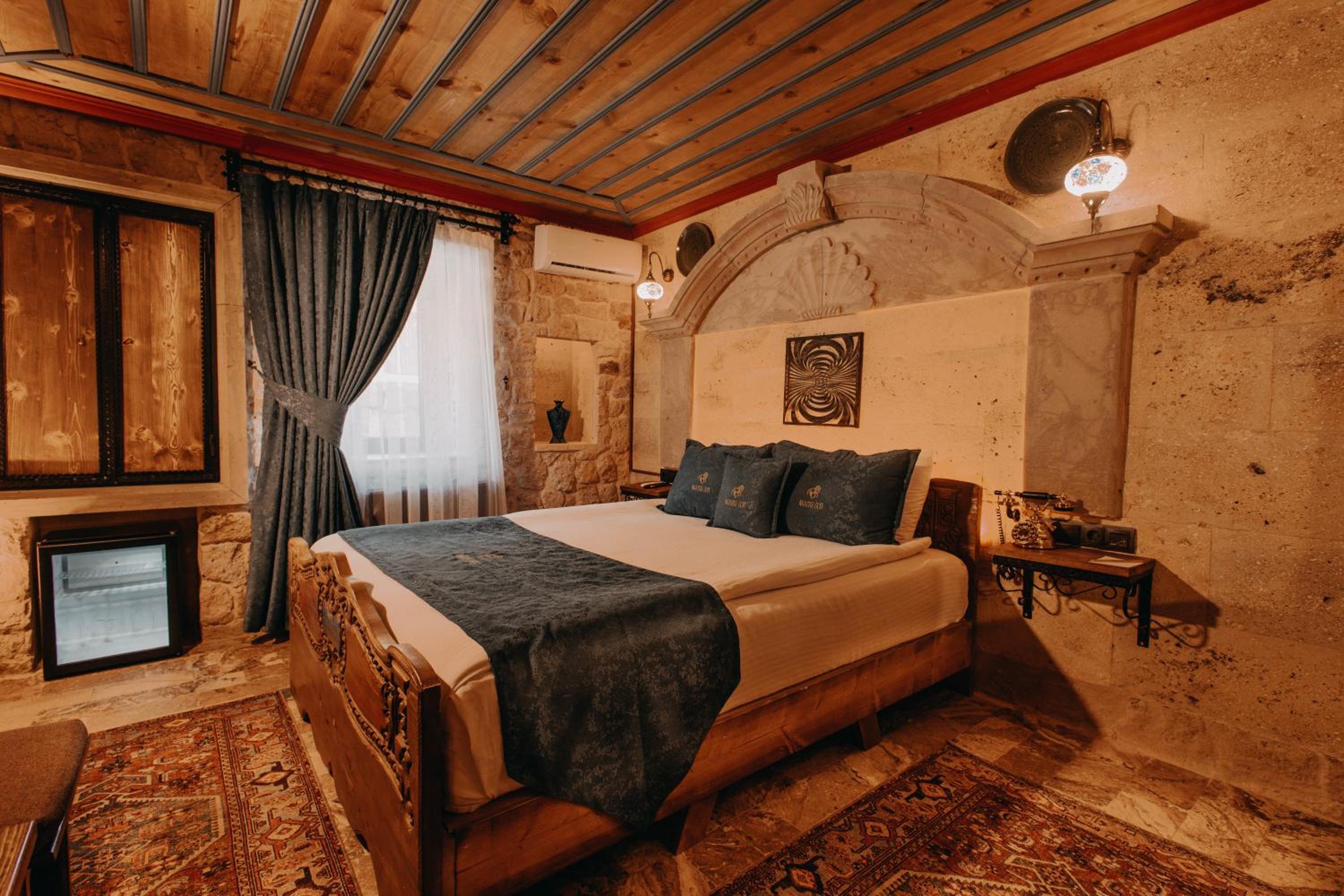 Standard Double Room - Photo 1