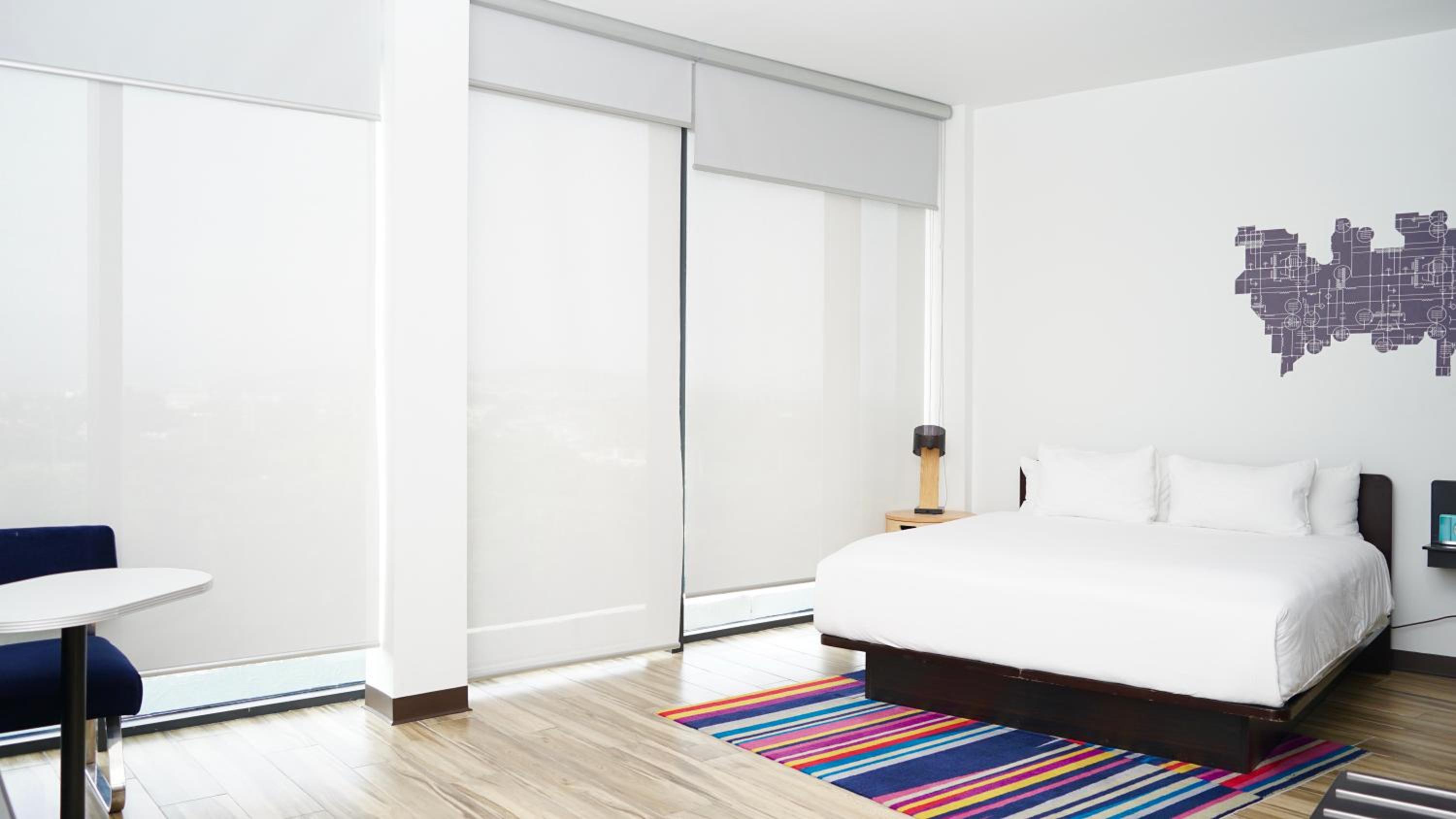 King Room with Roll-In Shower - Disability Access photo 3