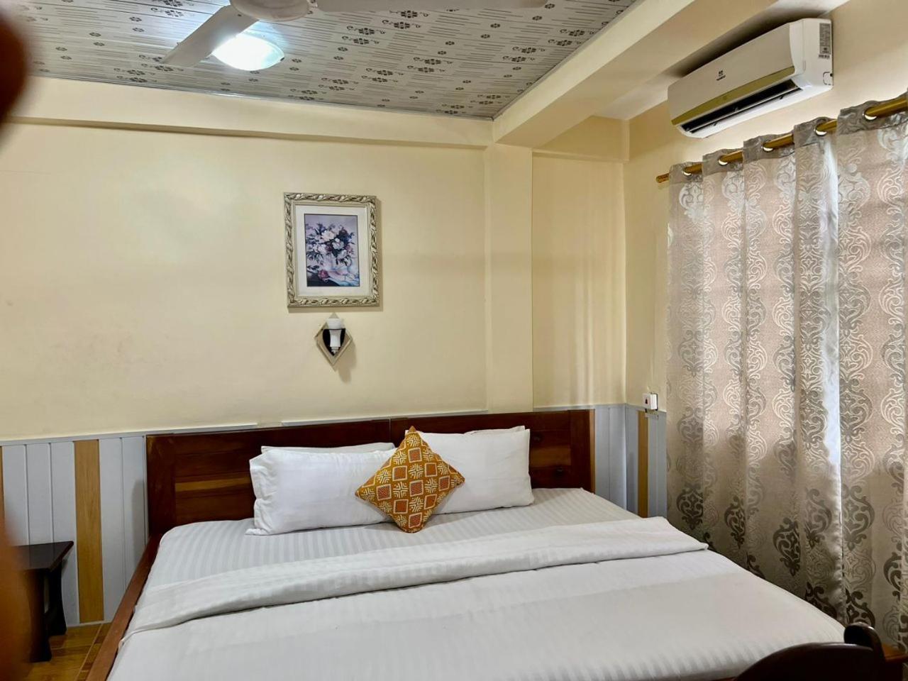 Standard Double or Twin Room photo 2