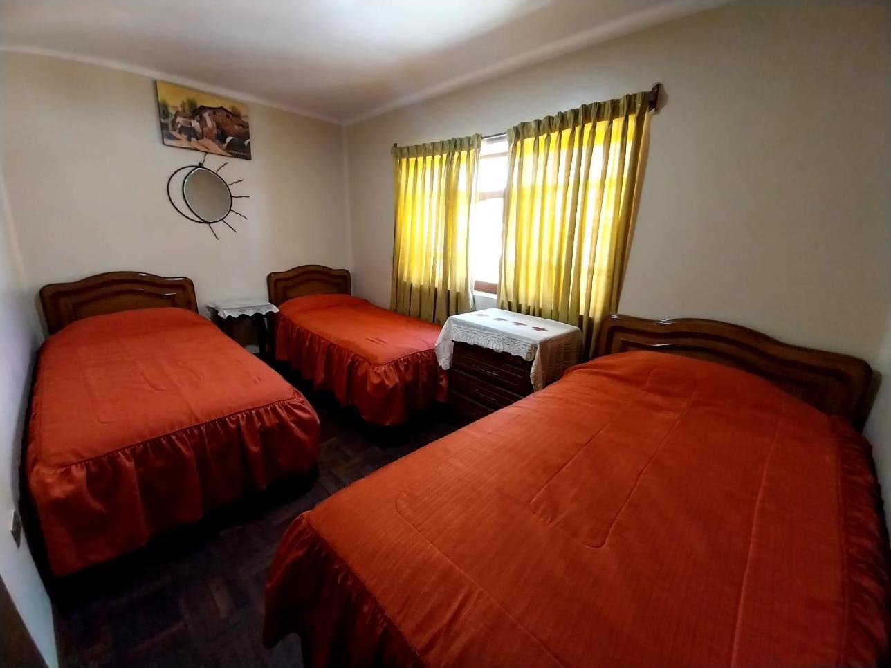 Triple Room With Shared Bathroom photo 2