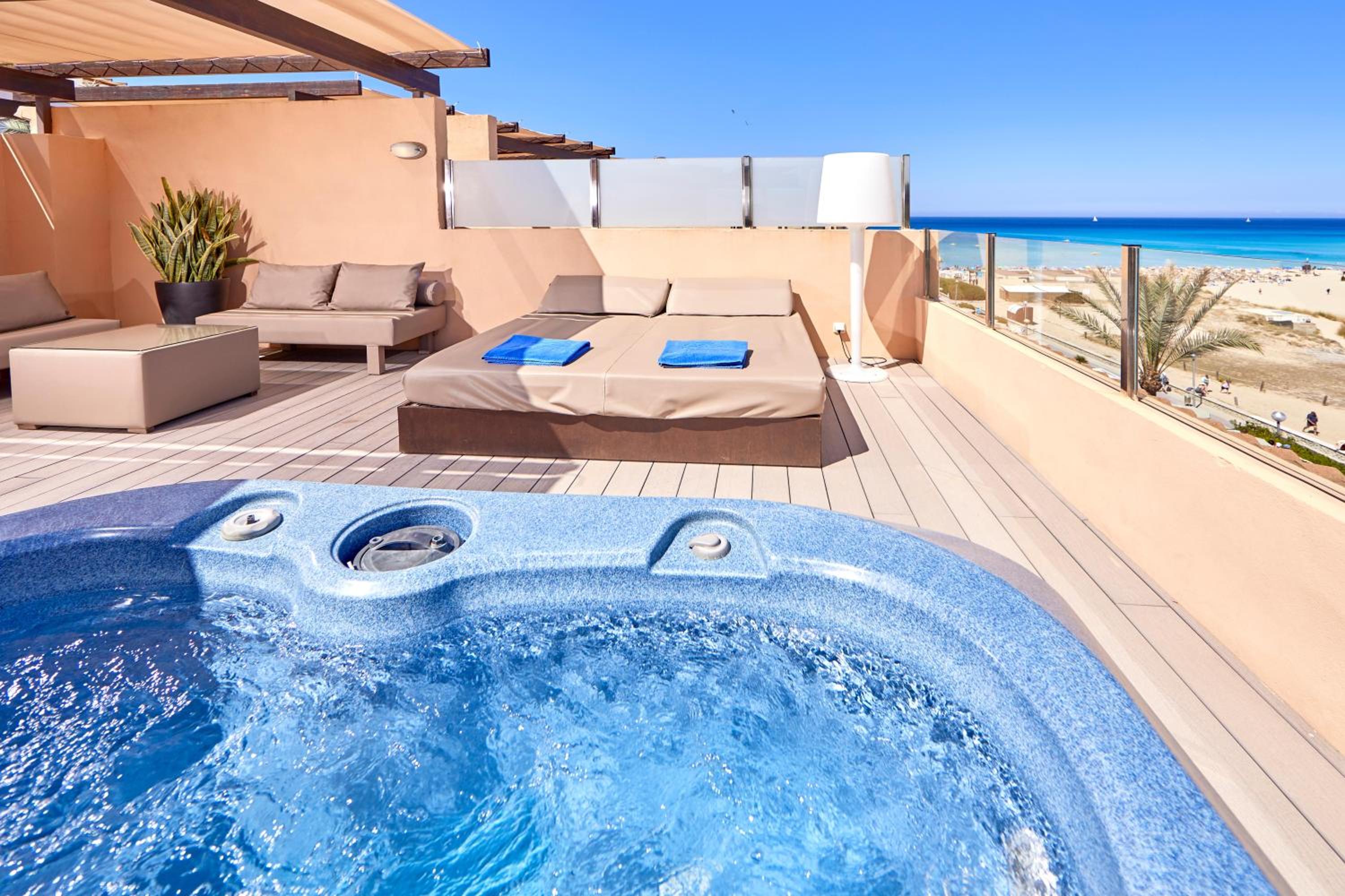 Suite Penthouse de un dormitorio con vista lateral al mar