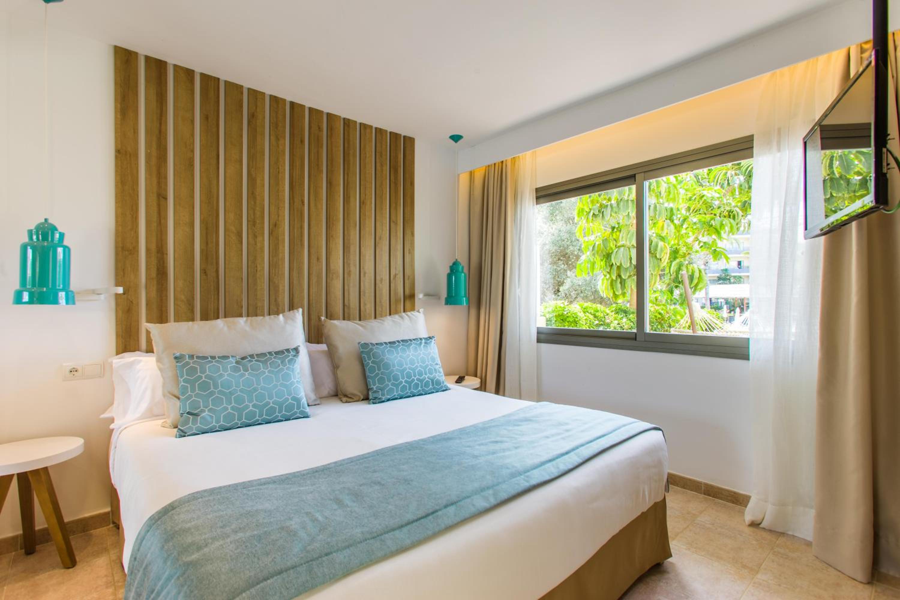Suite de una habitación con acceso directo a la piscina