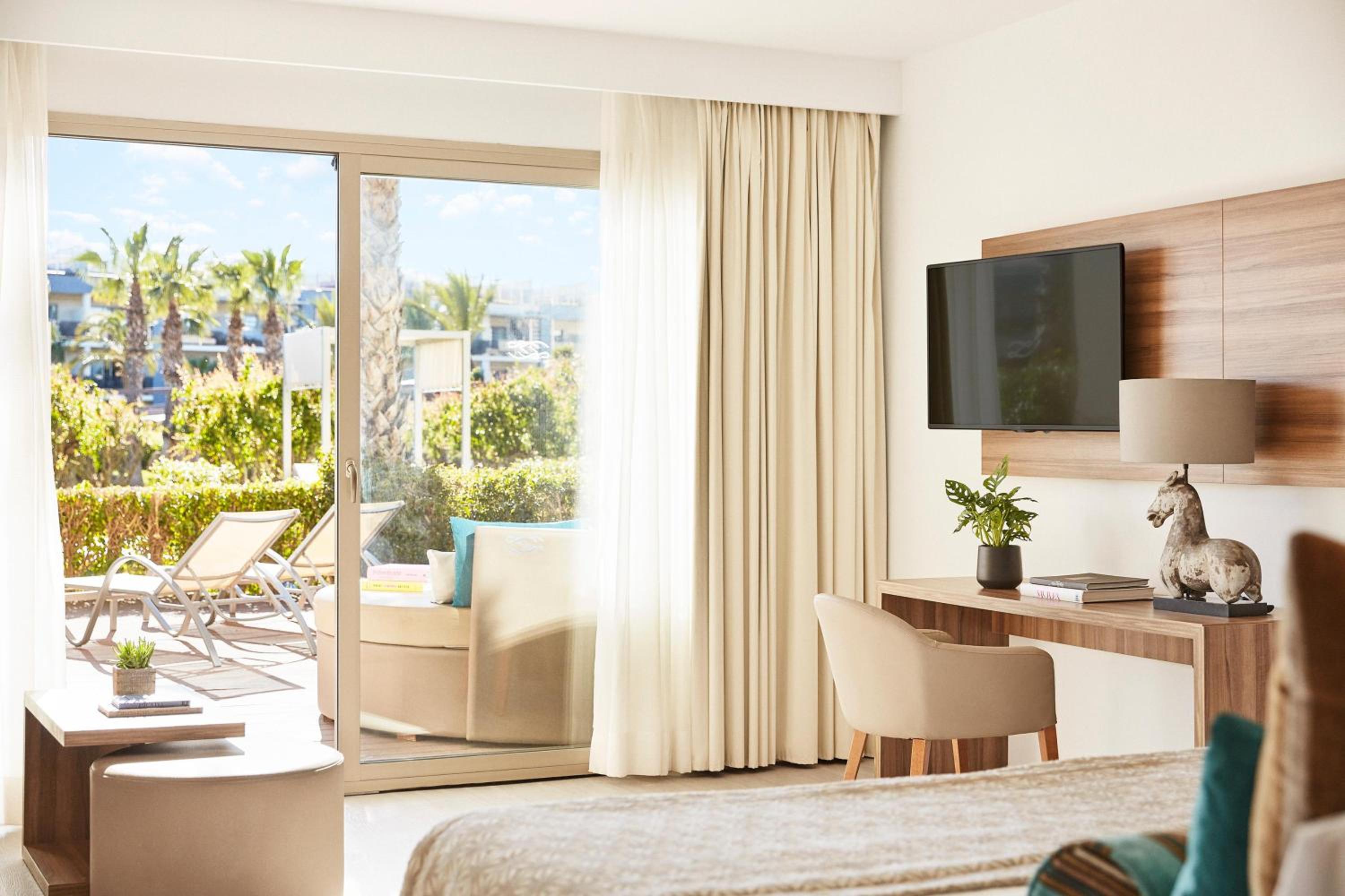 Junior Suite with Private Pool