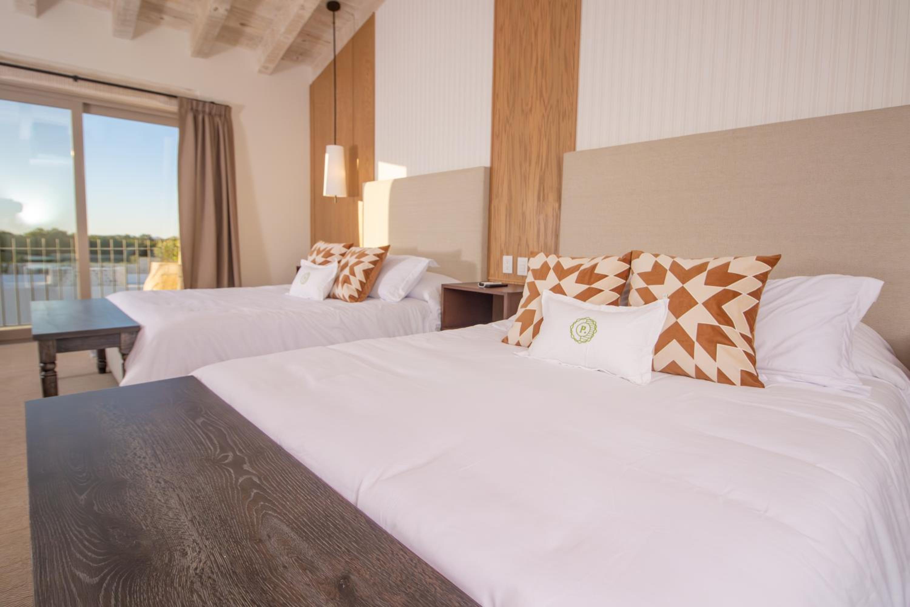 Double Room - Photo 6