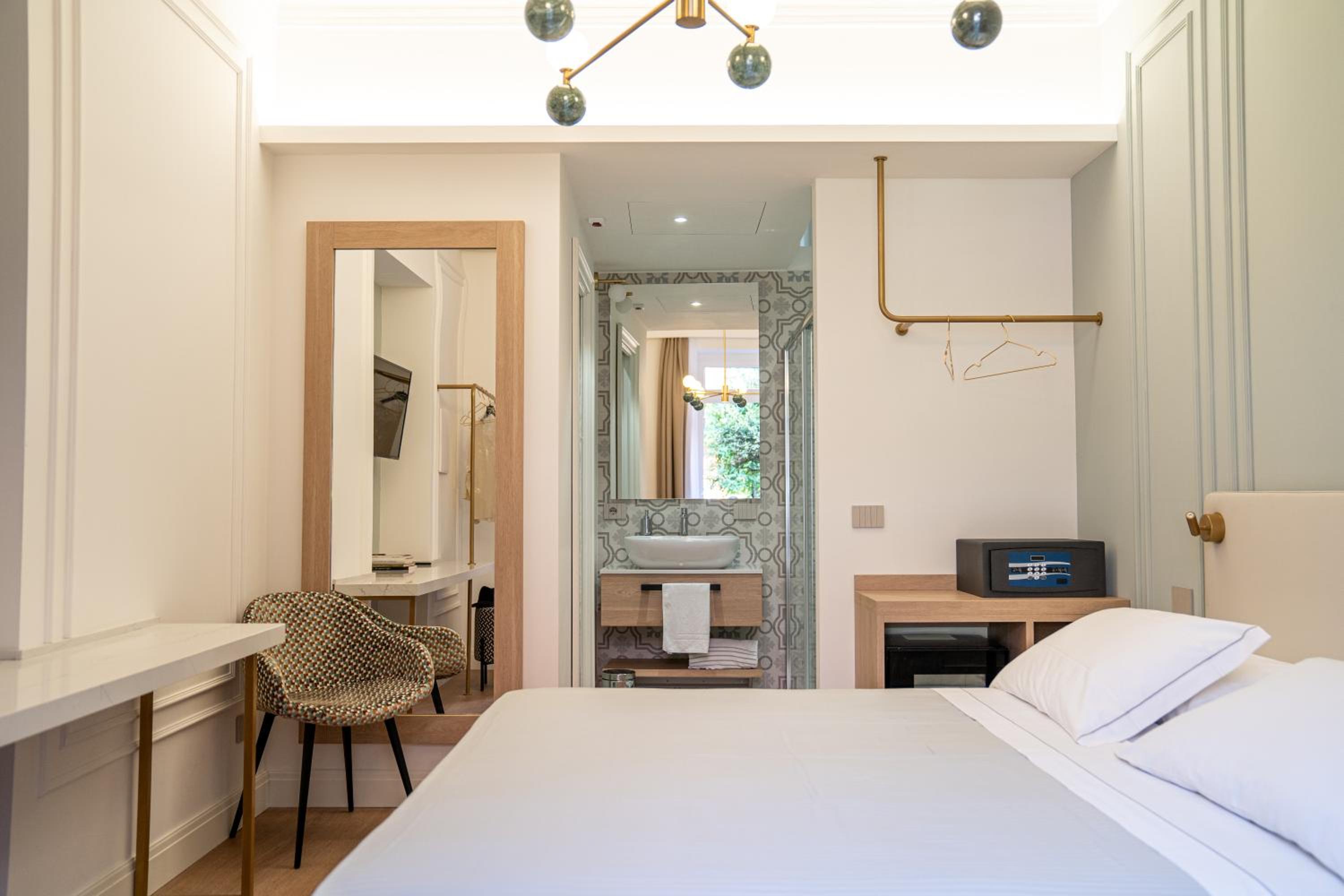 Superior Double Room - Photo 4