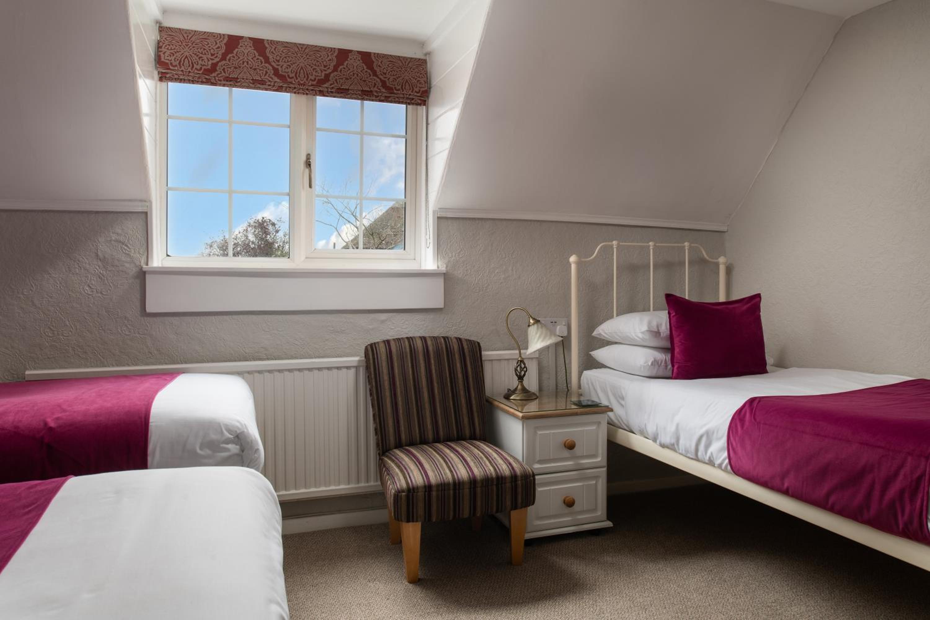Deluxe Triple Room - Photo 3