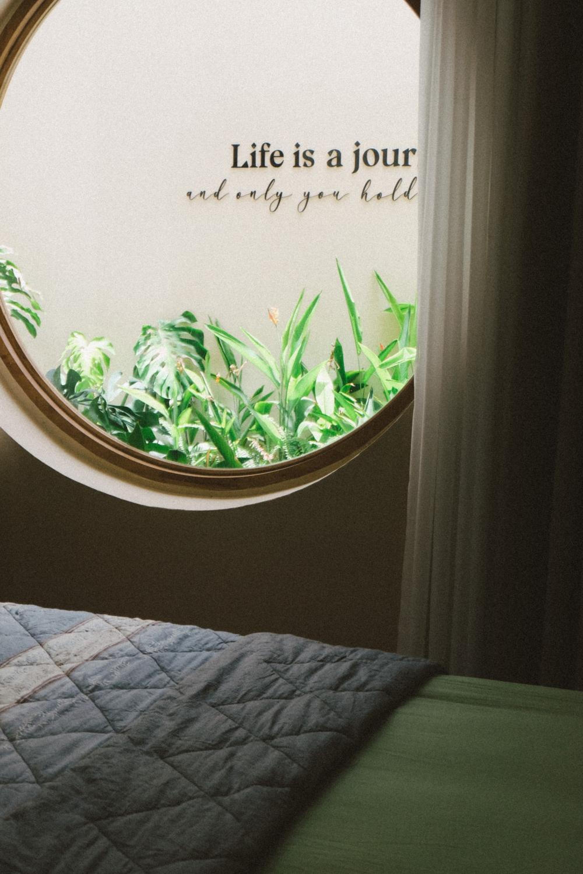 King Room with Garden View - Photo 3