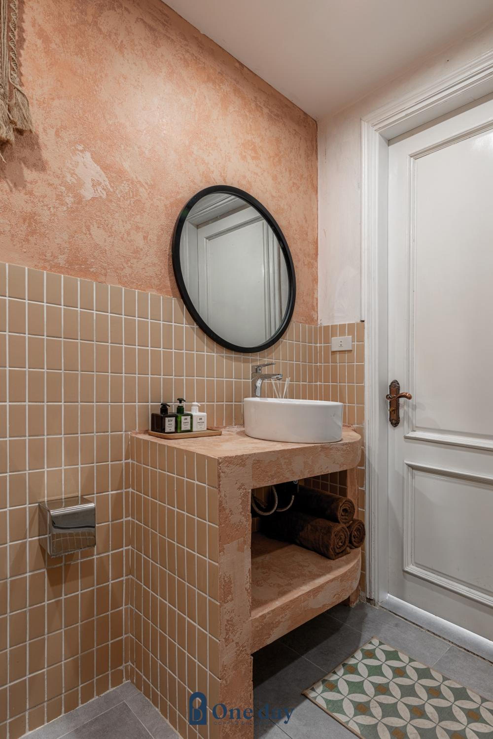 Deluxe Family Suite - Photo 7