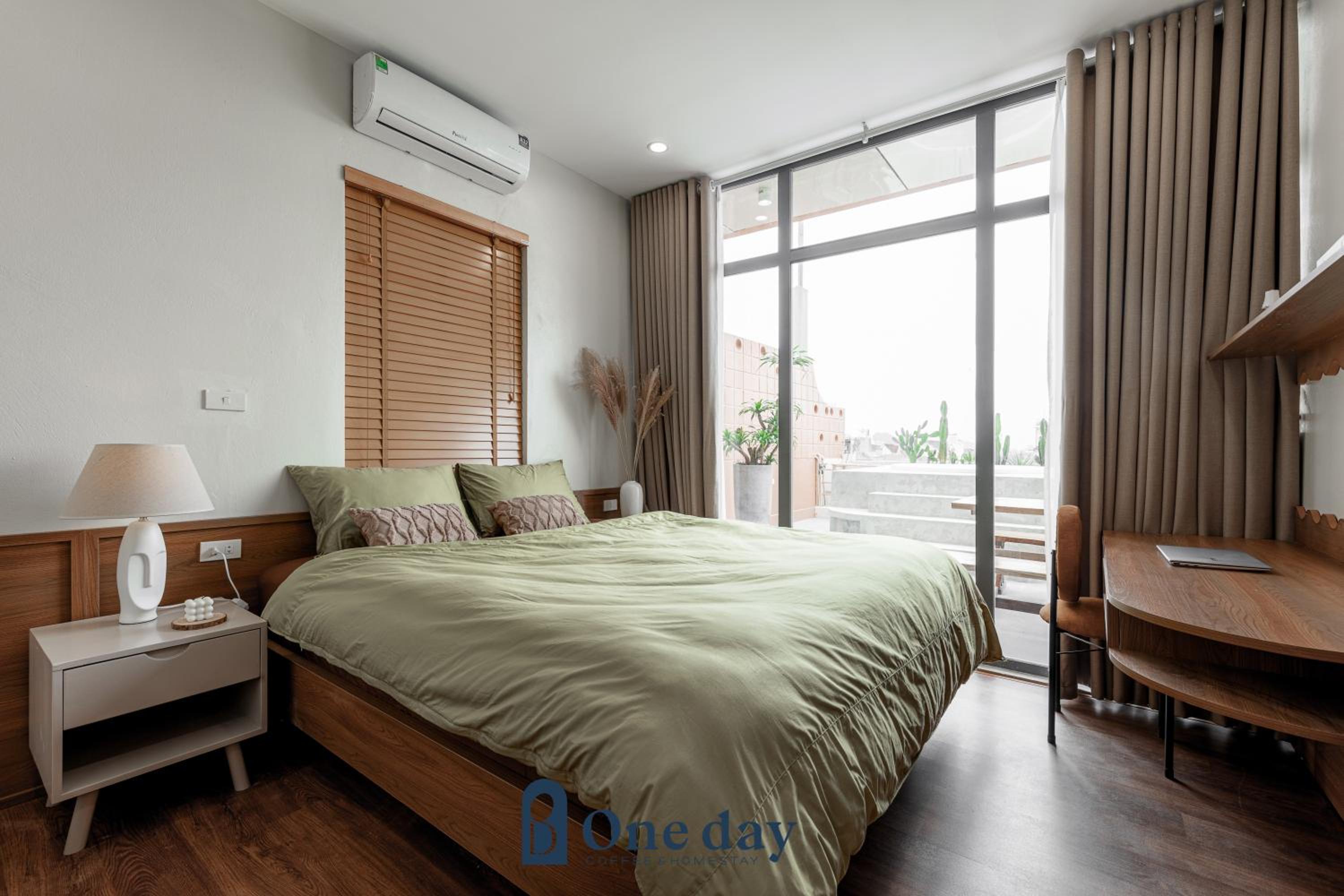 Deluxe Family Suite - Photo 33