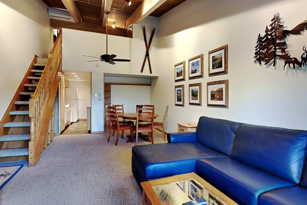 Studio Apartment photo 1