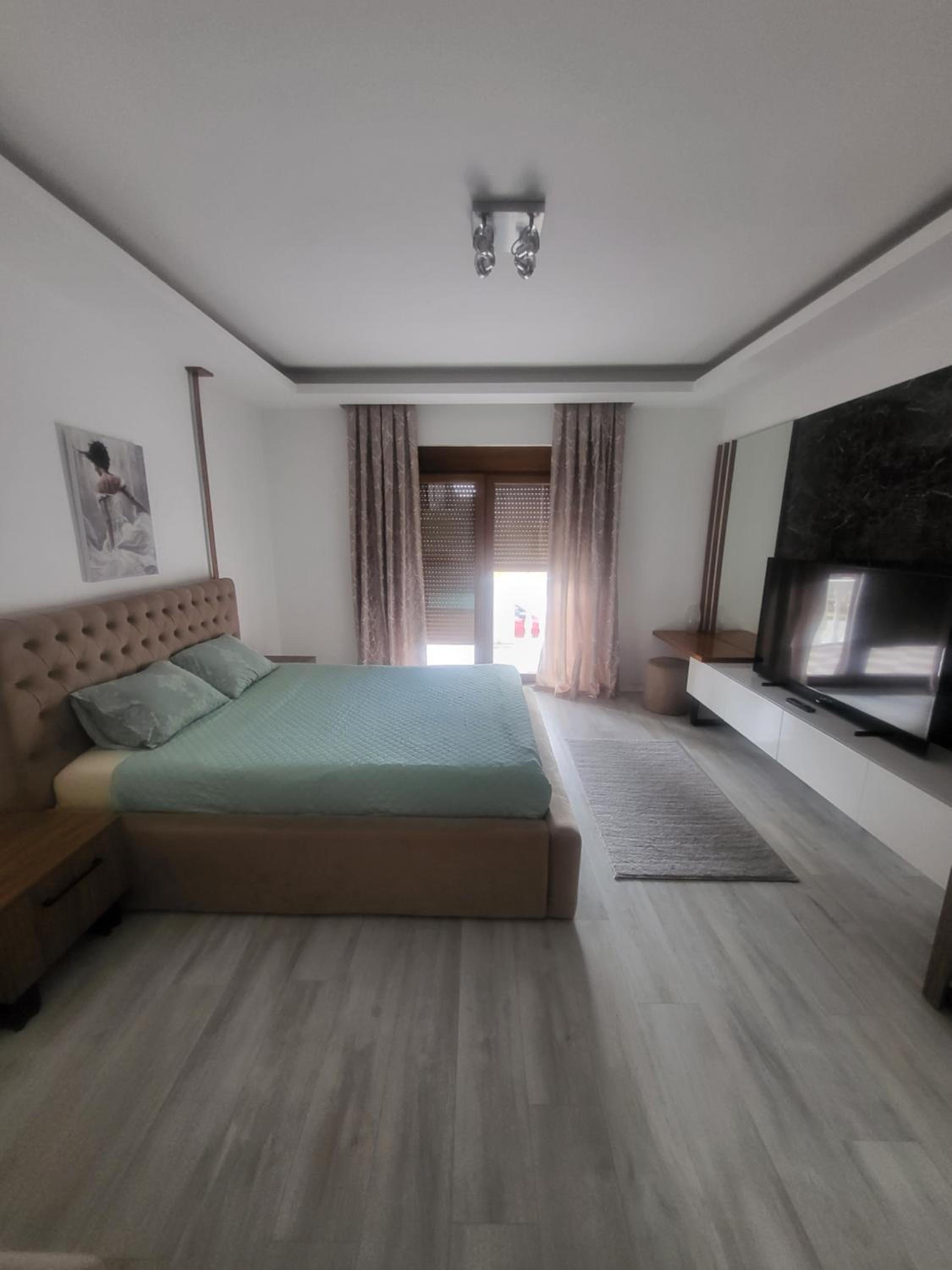Apartment with Terrace photo 3