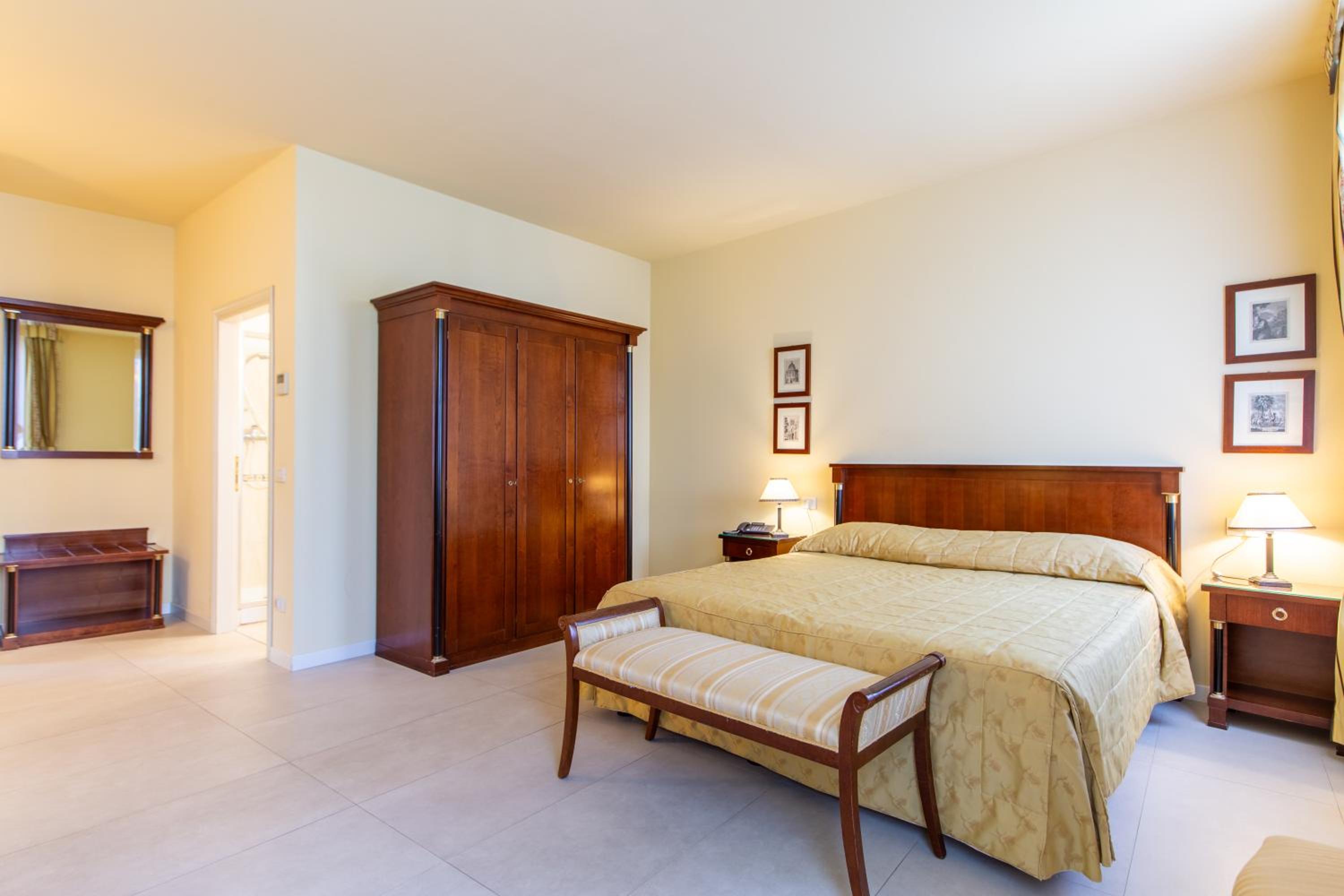 Junior Suite - Photo 7