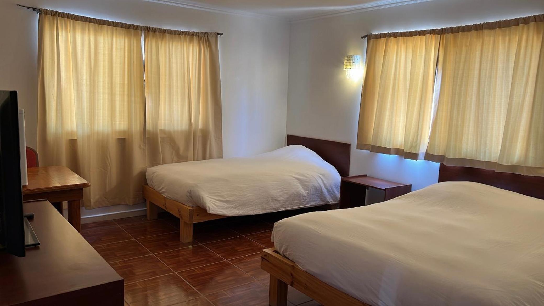 Triple Room with Private Bathroom photo 2