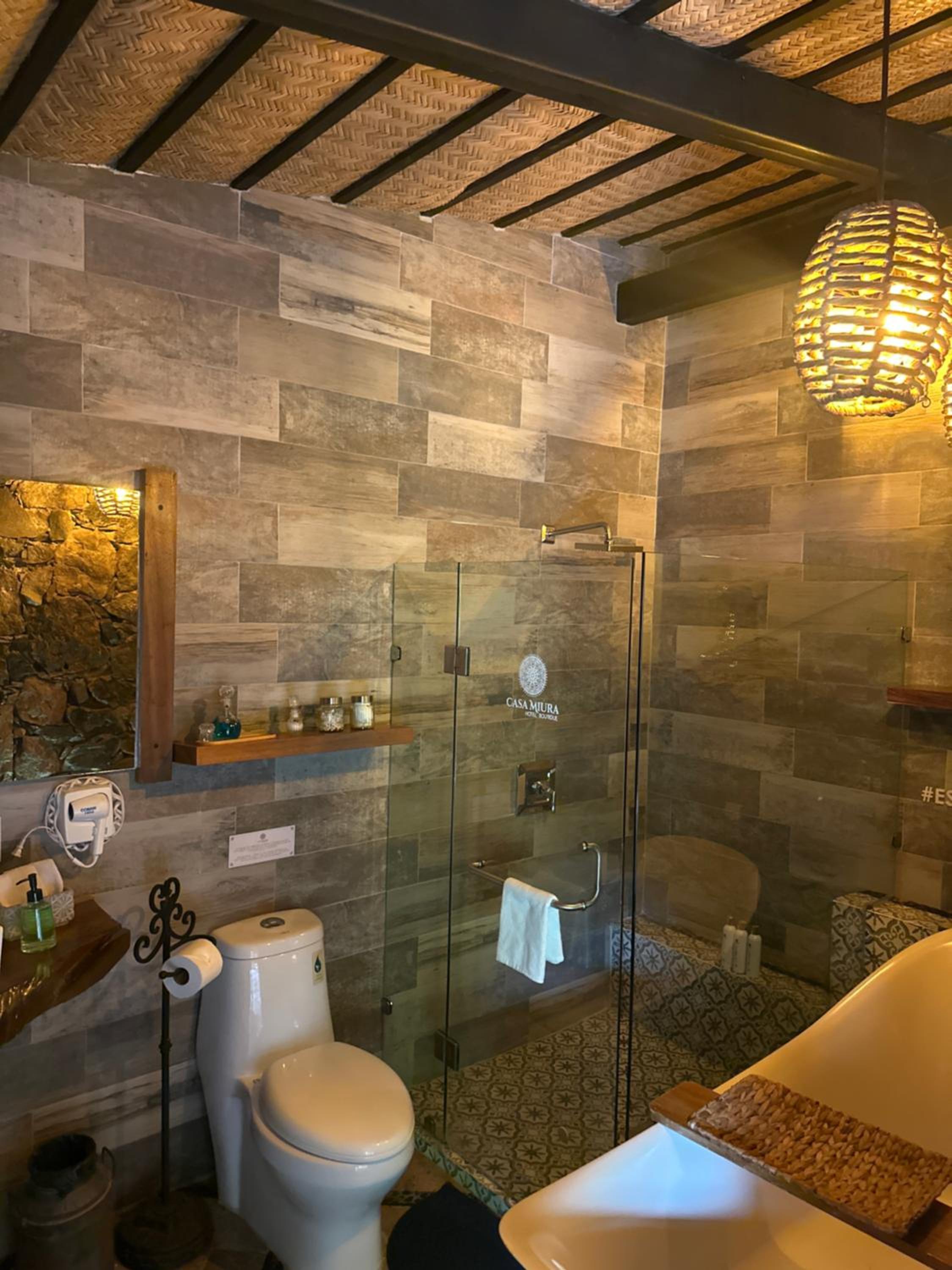 Suite with Garden View - Photo 18
