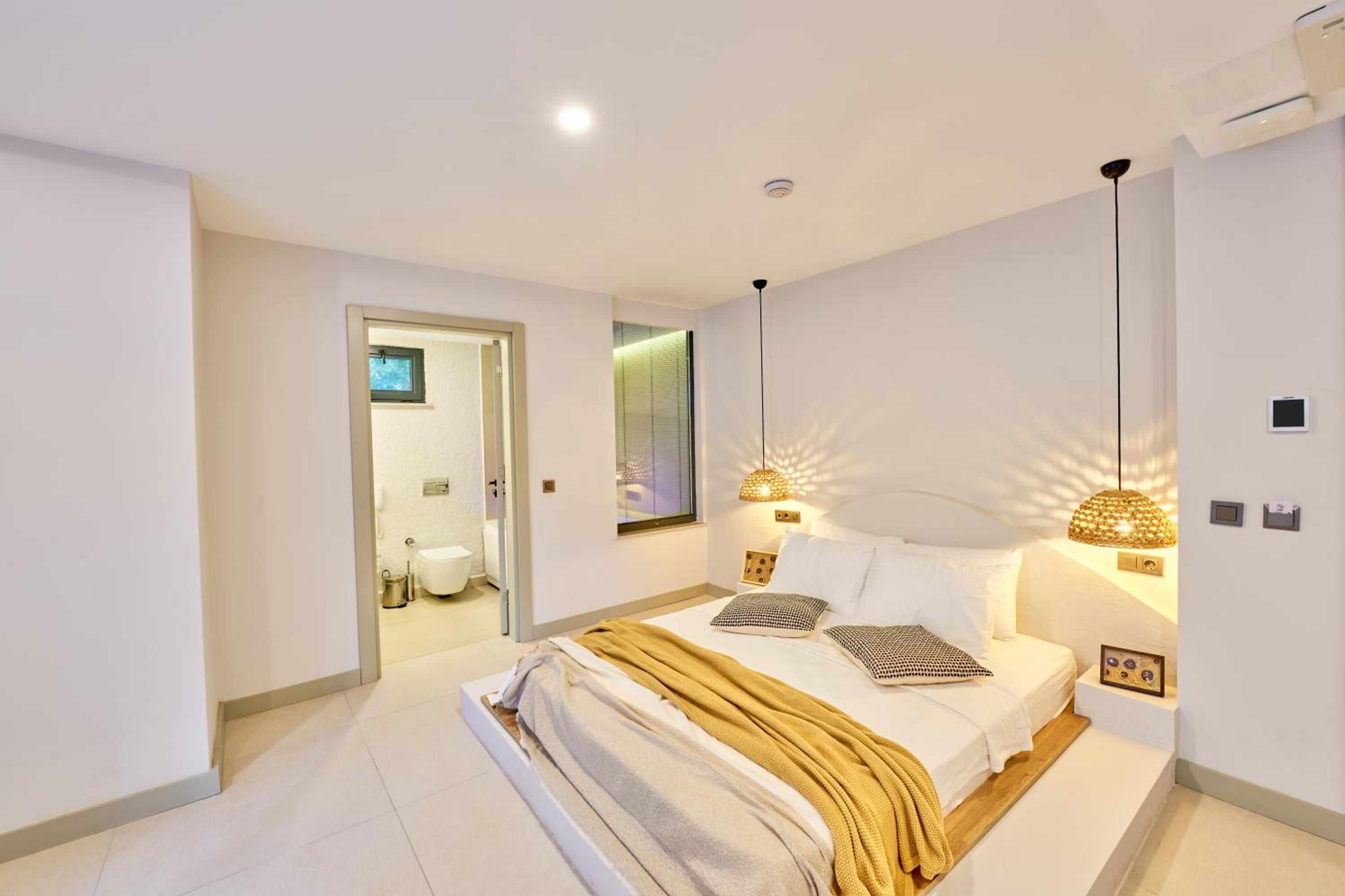 Suite with Garden View