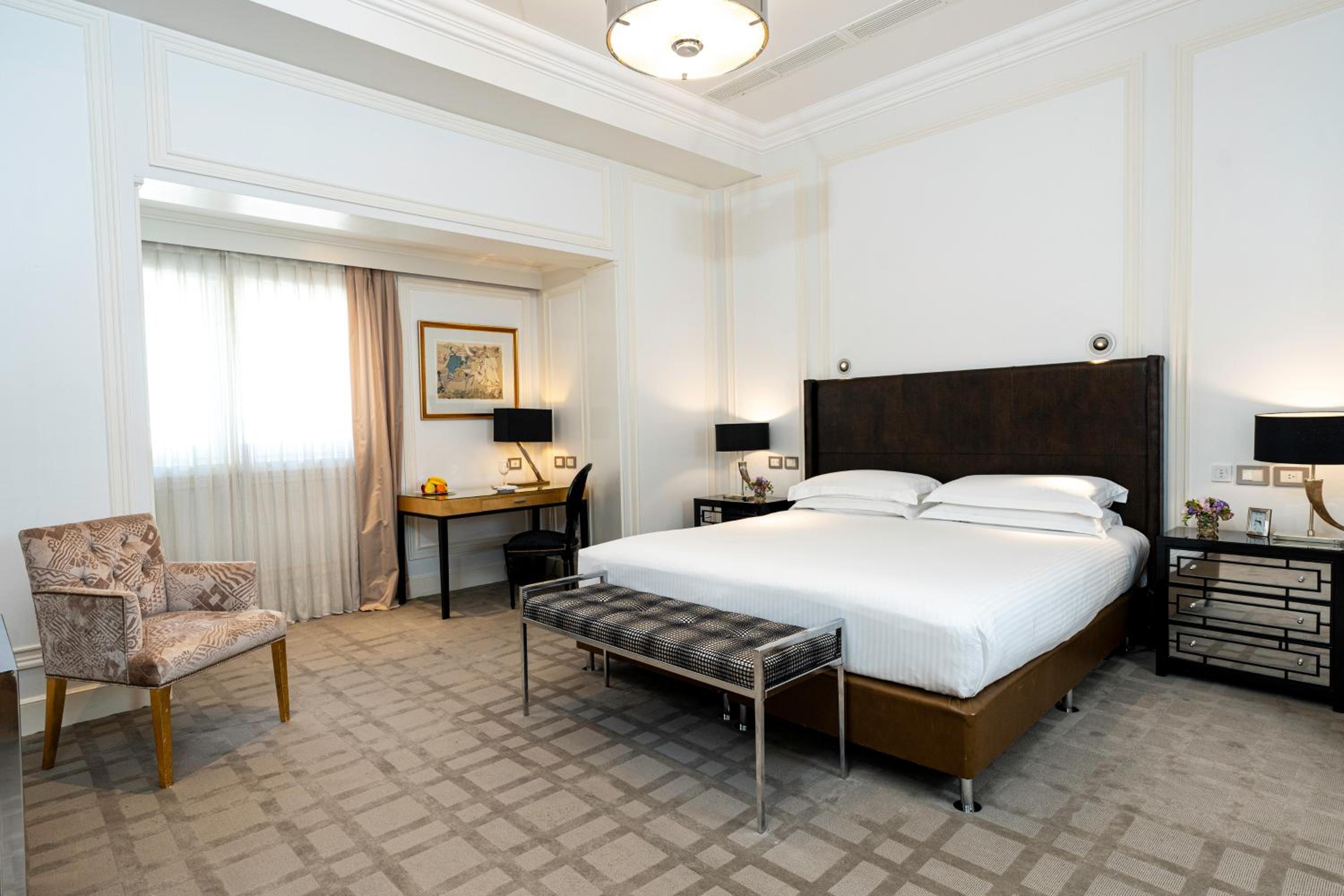 Junior Suite (Non Smoking)