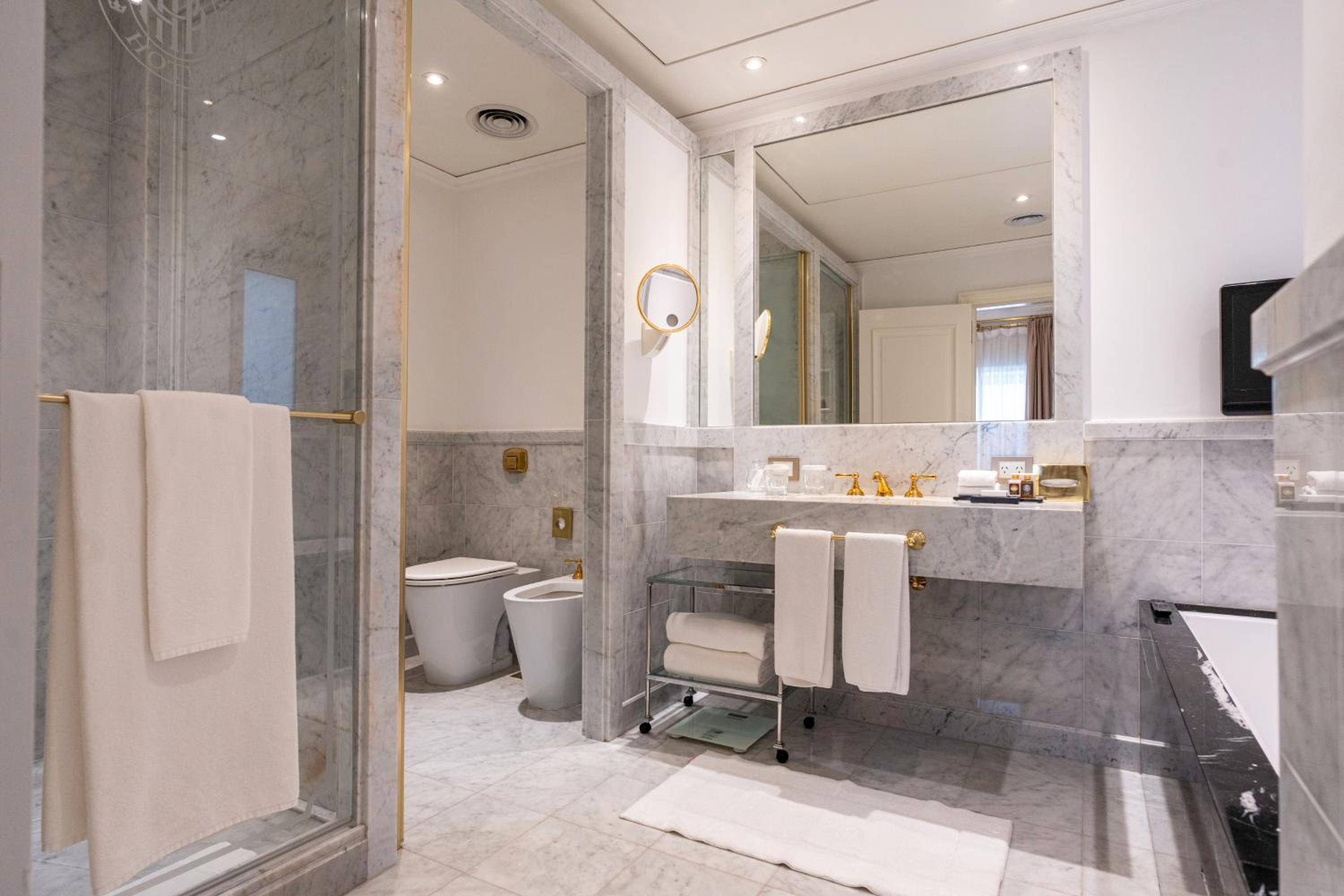 Executive One-Bedroom Suite