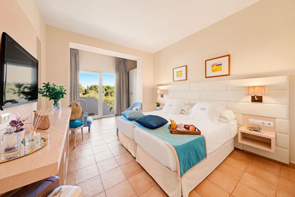 Habitación Doble o con Dos Camas Superior con Vista al Mar