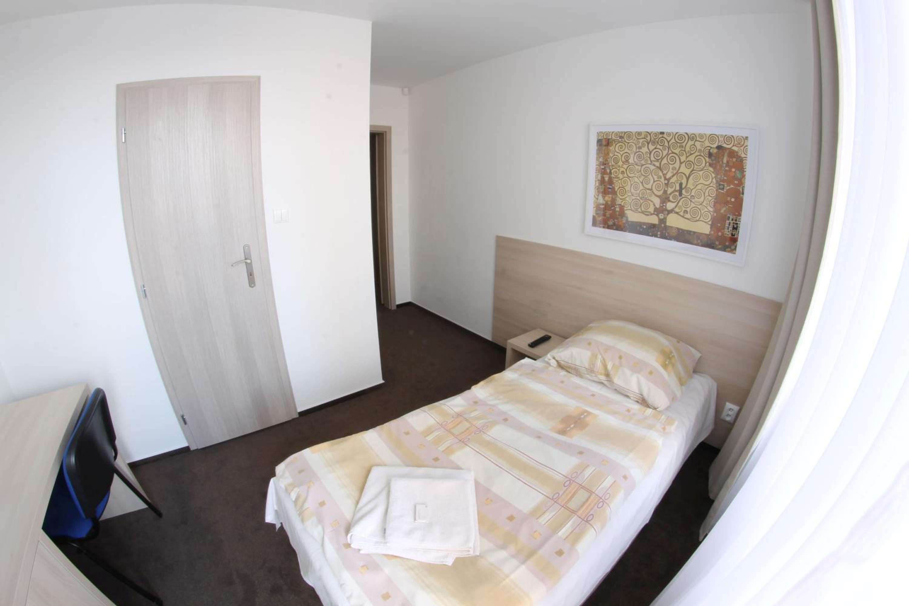 Single Room Premium