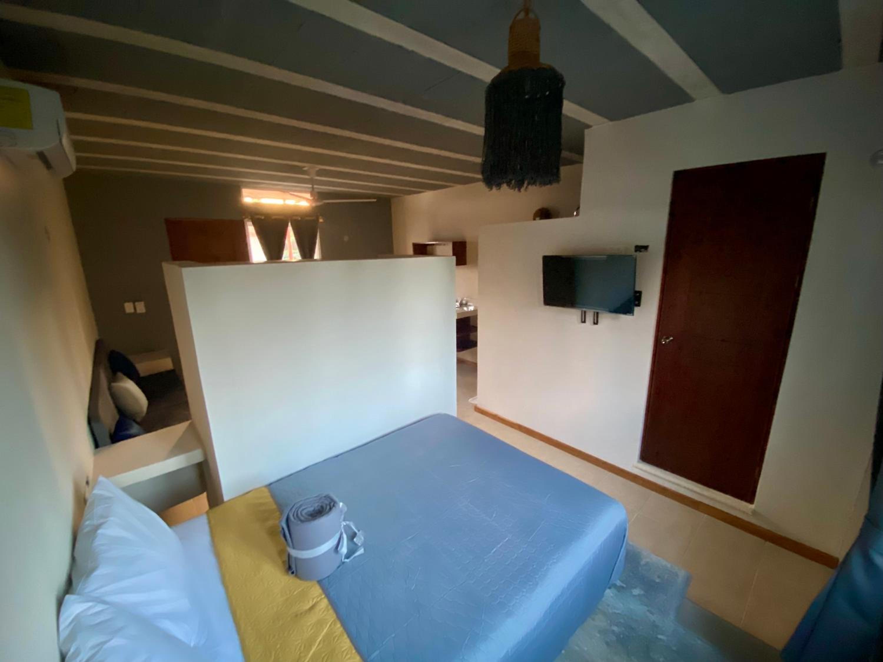 Double Room with Garden View - Photo 13