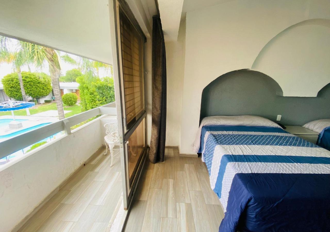 Deluxe Twin Room photo 1