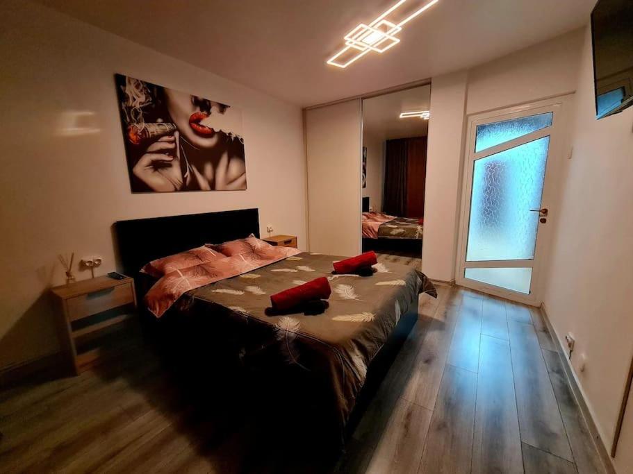 Two-Bedroom Apartment photo 2