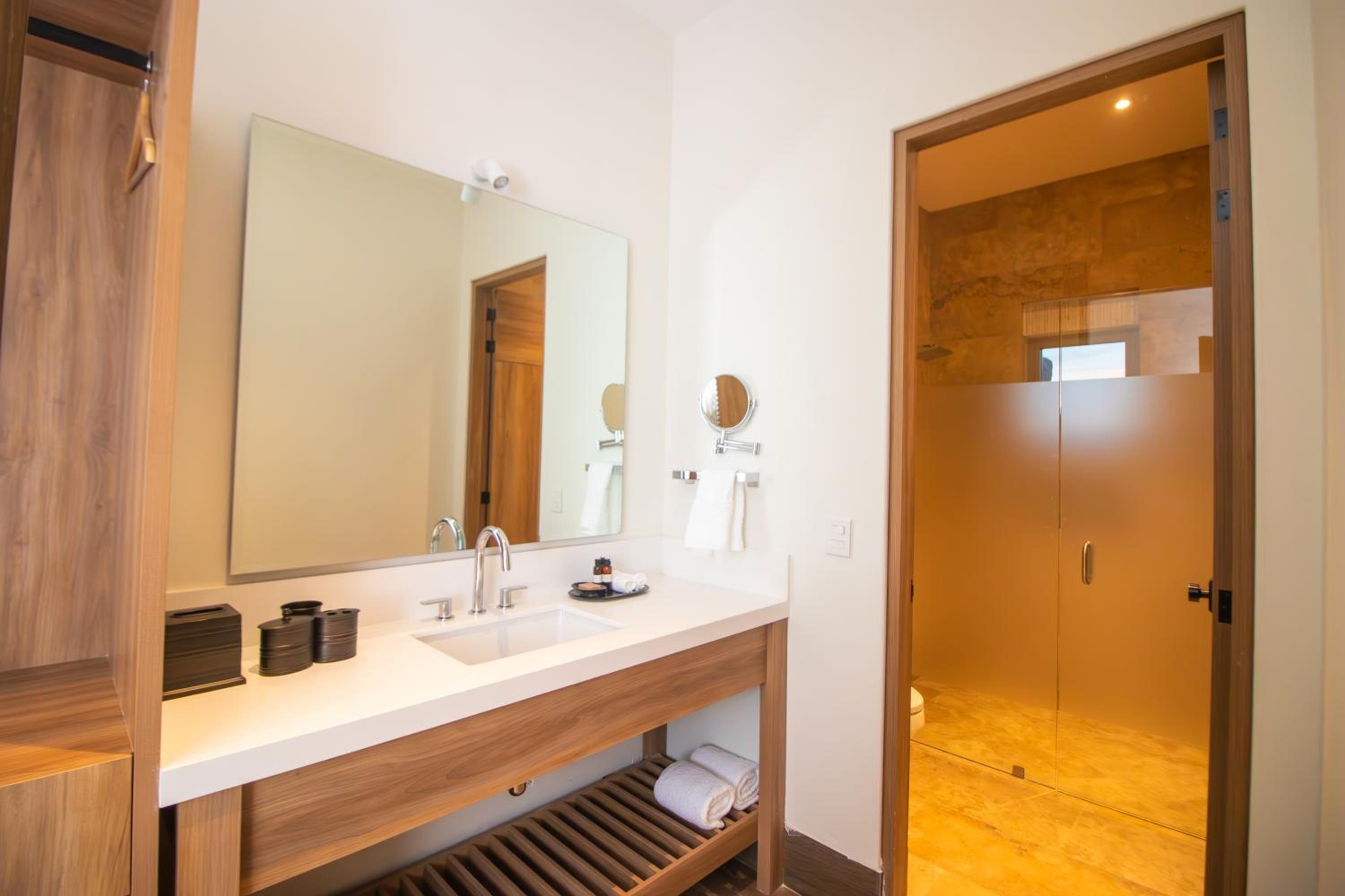 Double Room - Photo 4
