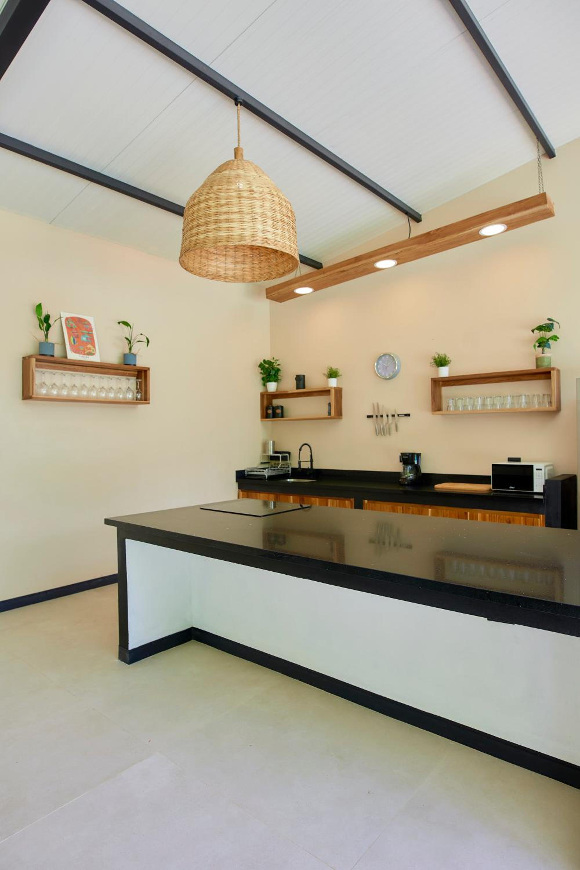 Three-Bedroom Villa photo 3