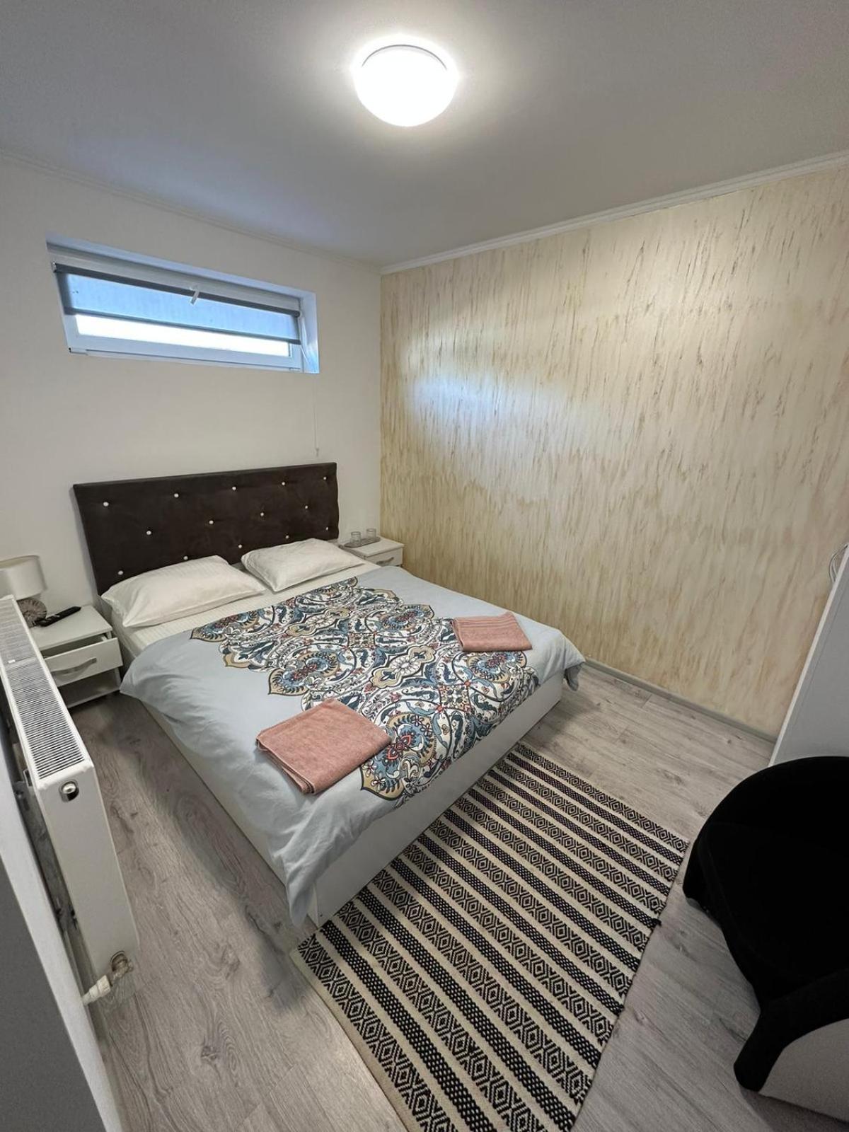 Deluxe Double Room - Photo 10