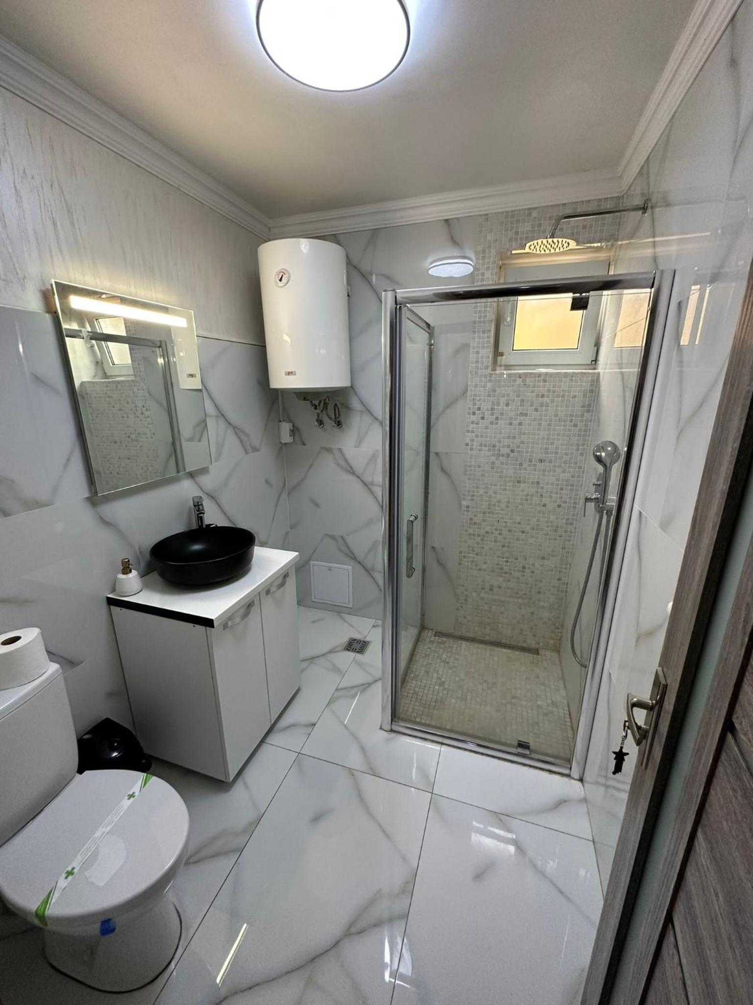 Deluxe Double Room - Photo 13