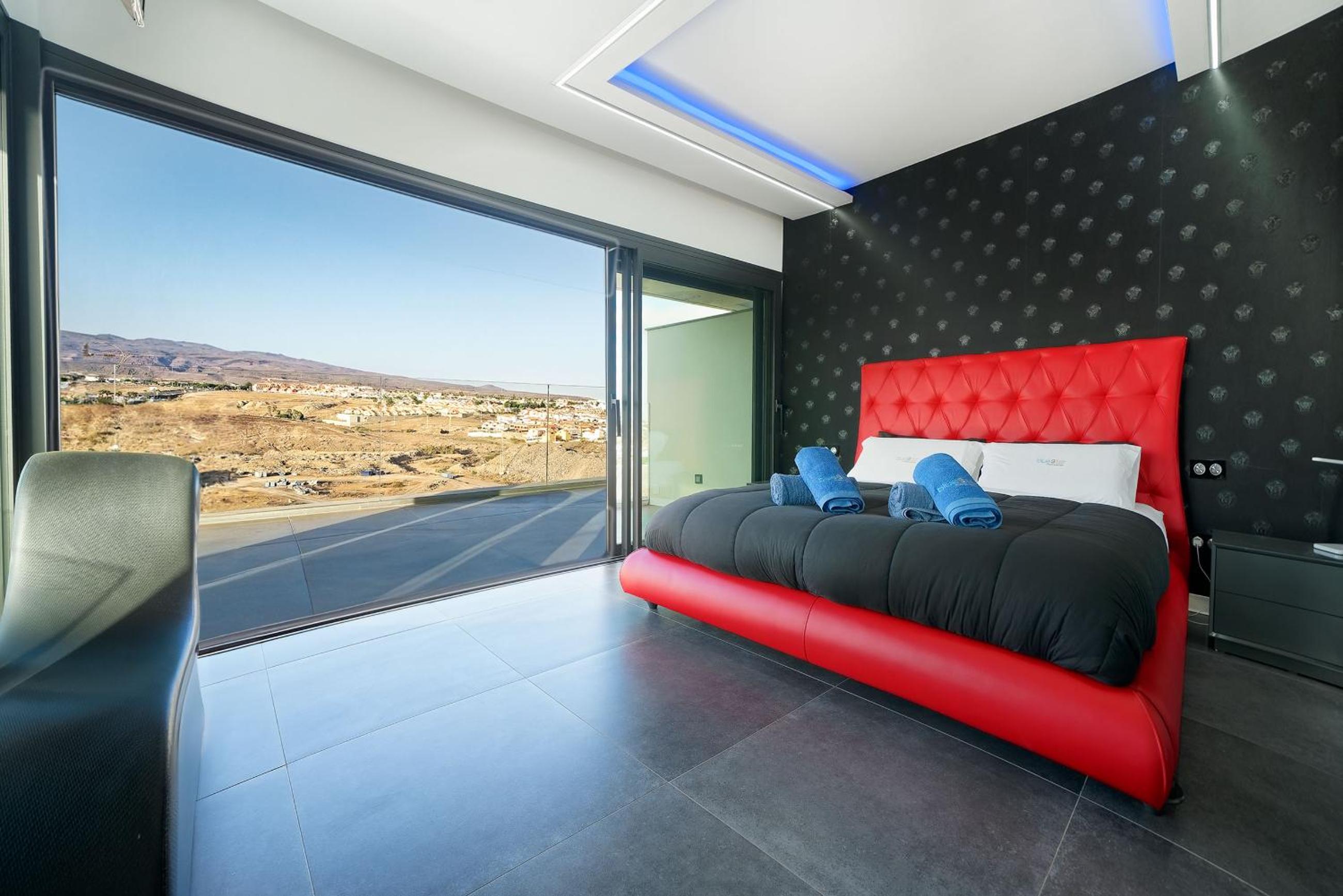 Villa de tres habitaciones con piscina privada