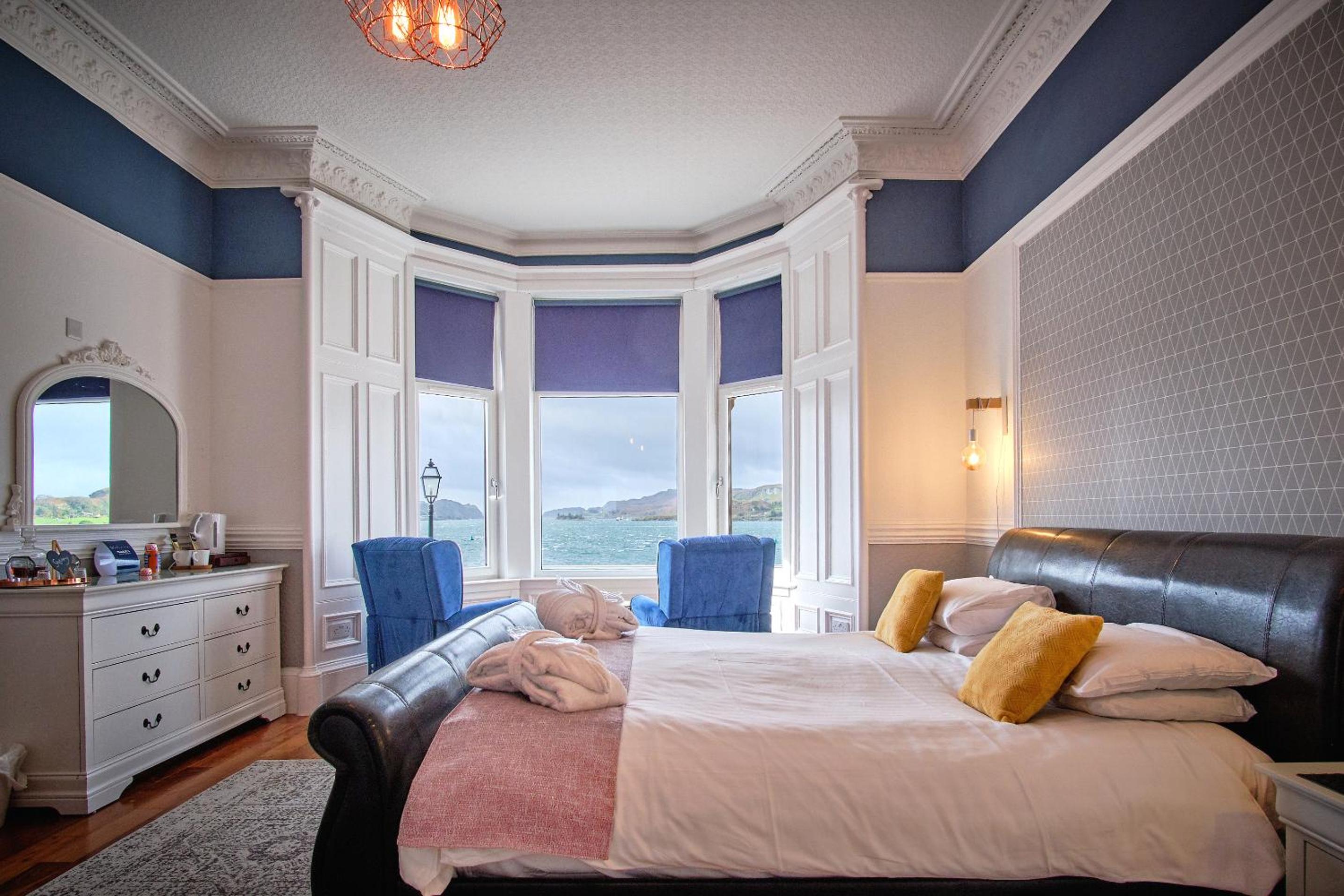 Premium Double Room with Sea View - Photo 3