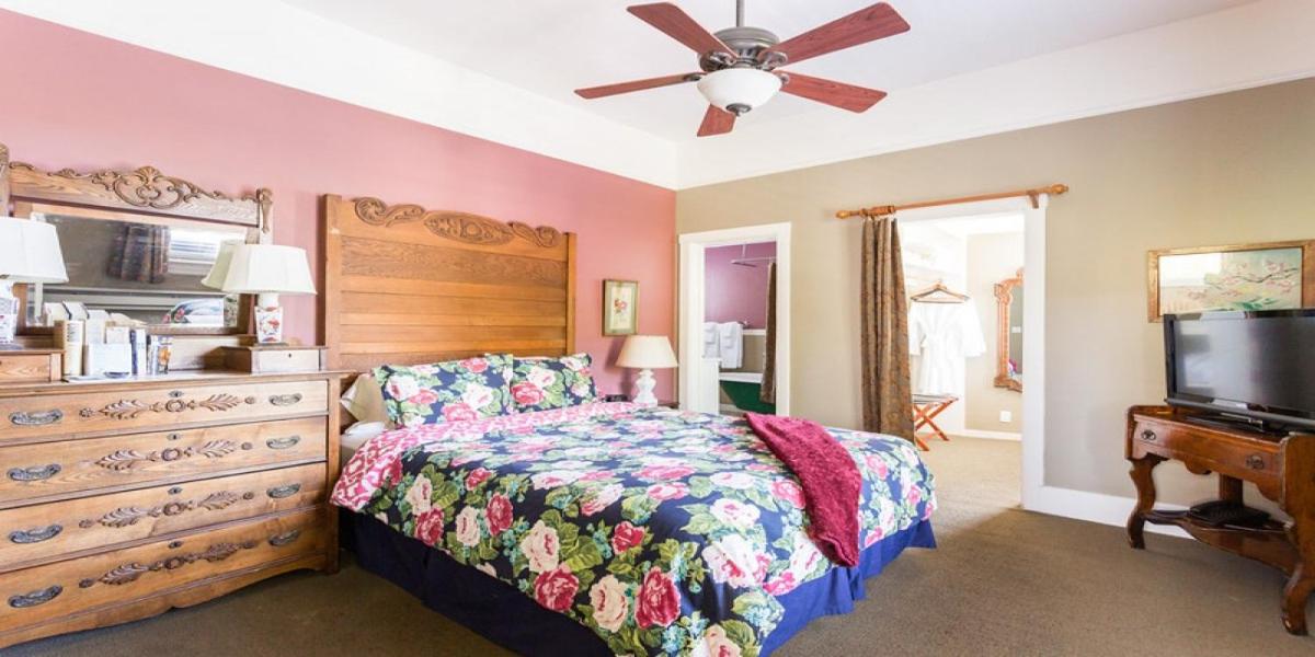 Rosie's Room - Photo 1