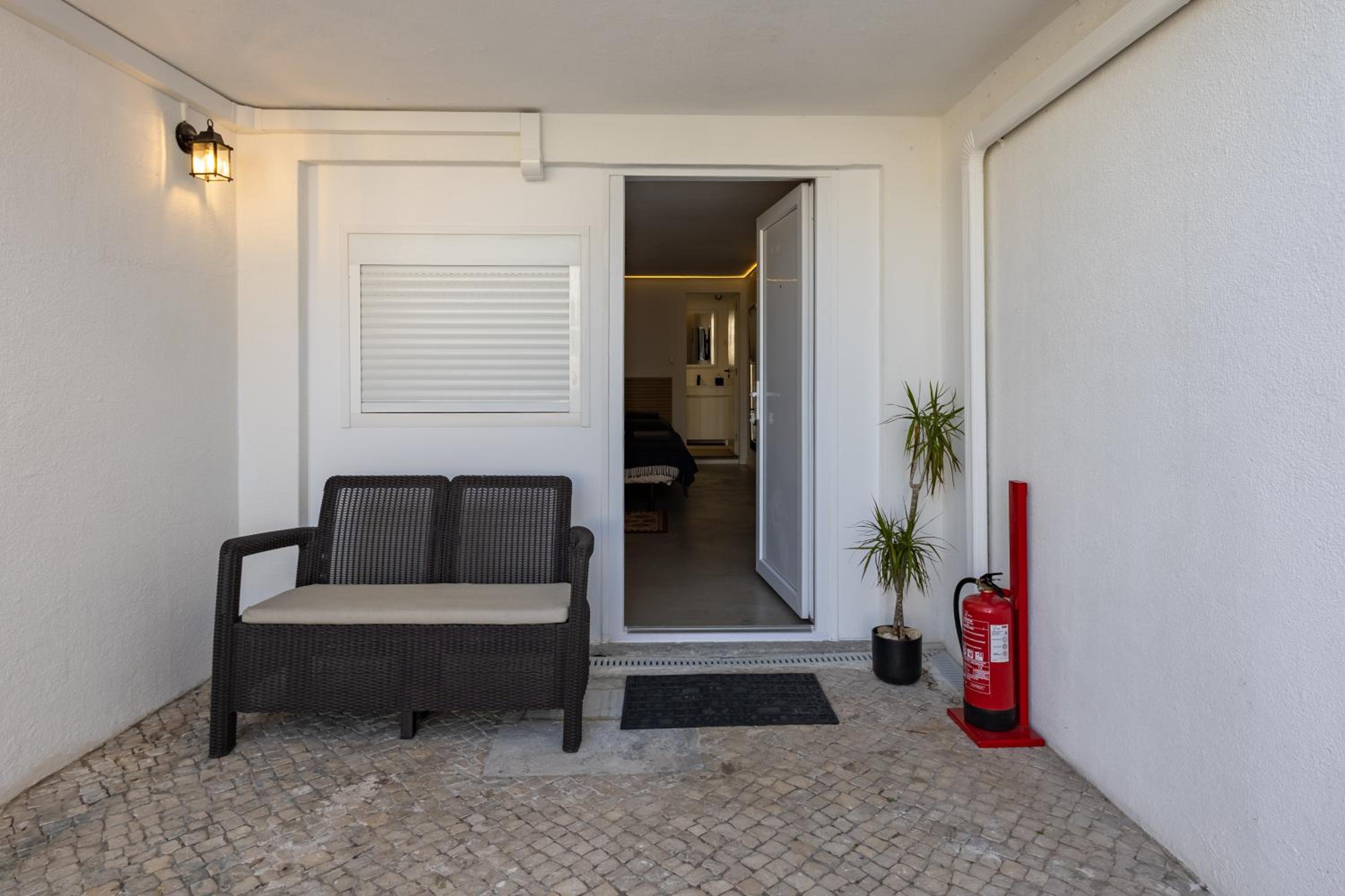 Triple Room with Private Bathroom - Photo 3